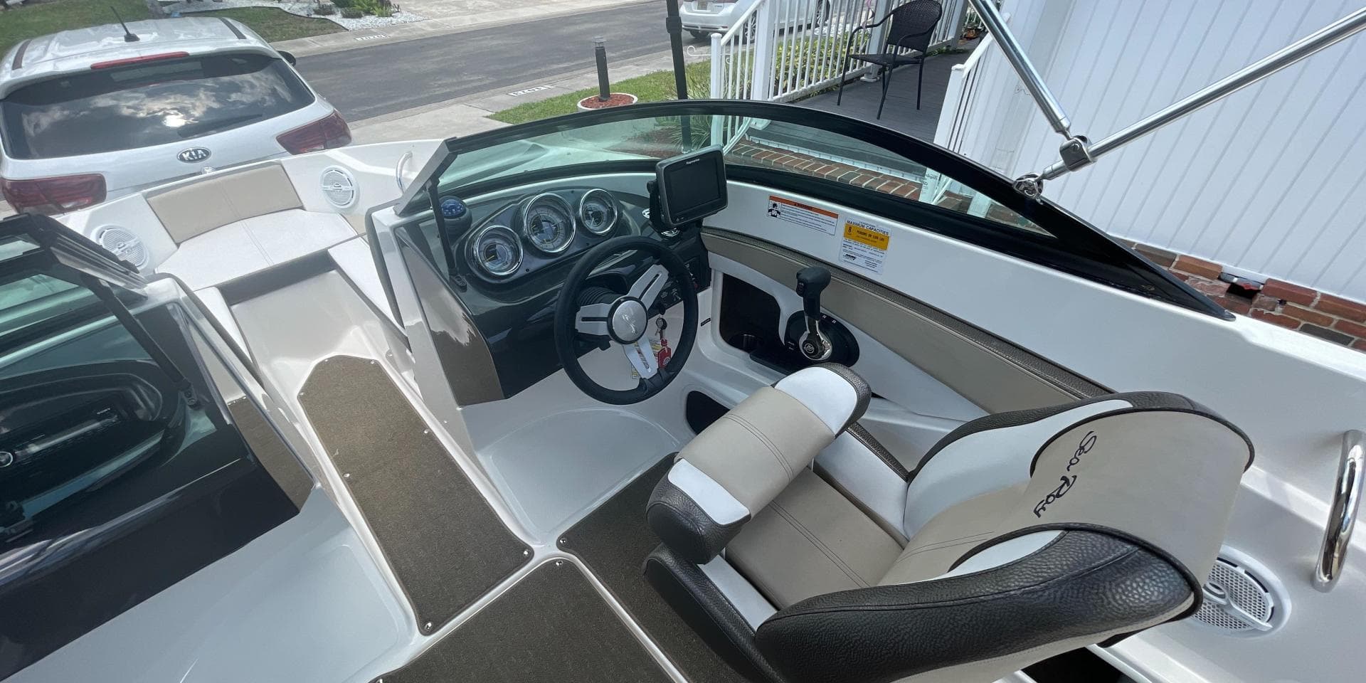 2015 Sea Ray 190 Sport
