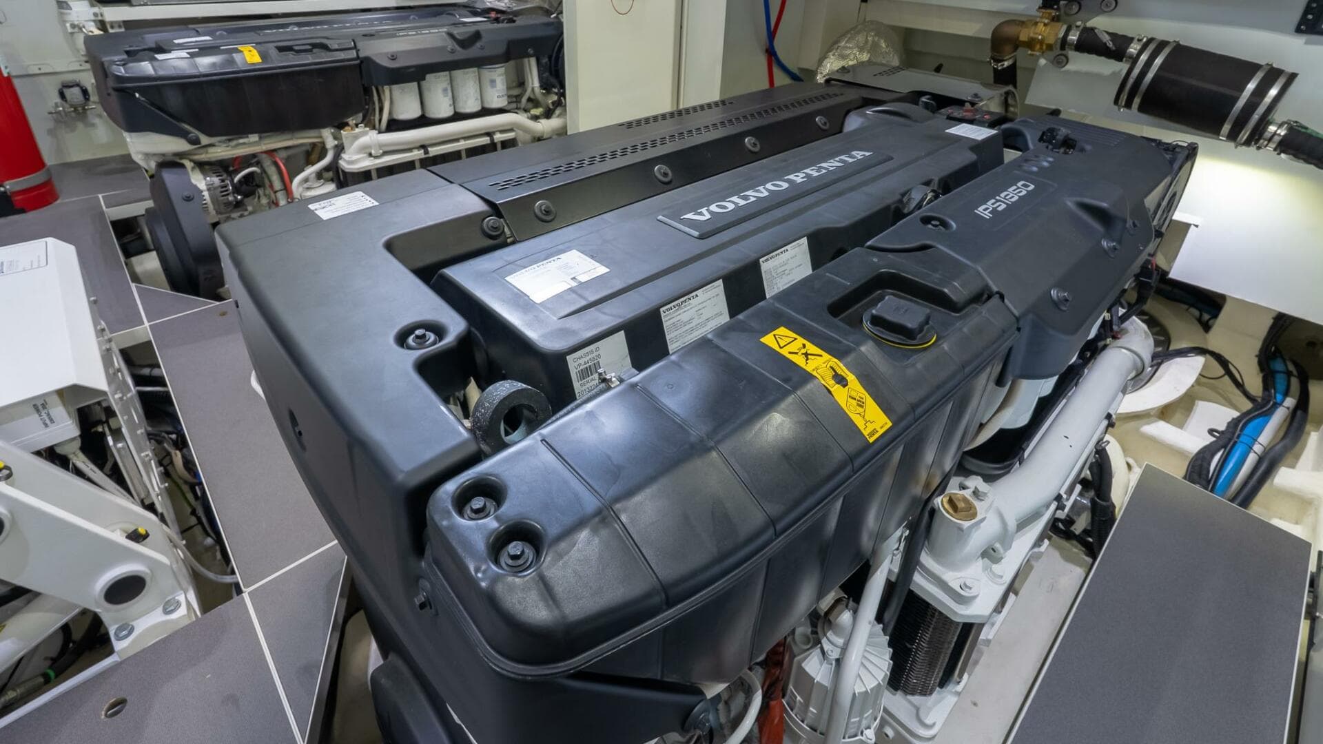 2024 Absolute Navetta 68