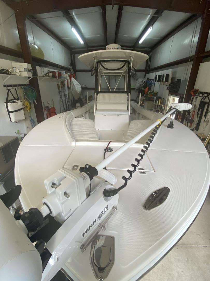 2004 Regulator 26FS