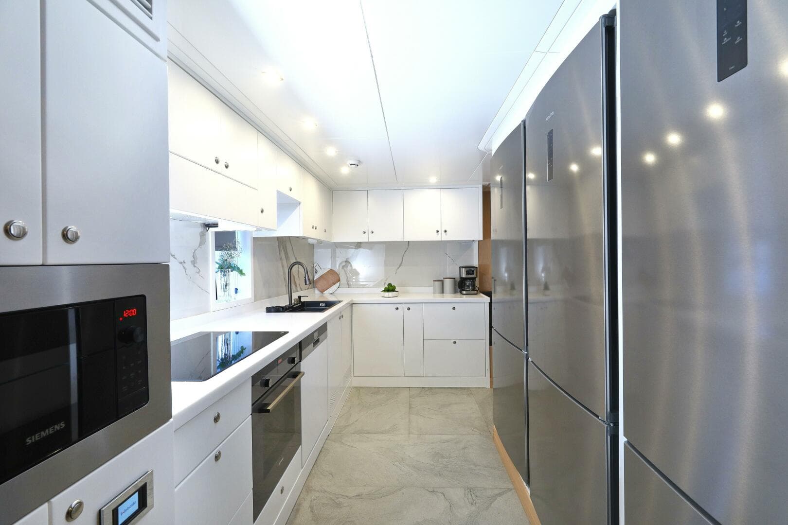 2024 Aegean Yacht Explorer M26