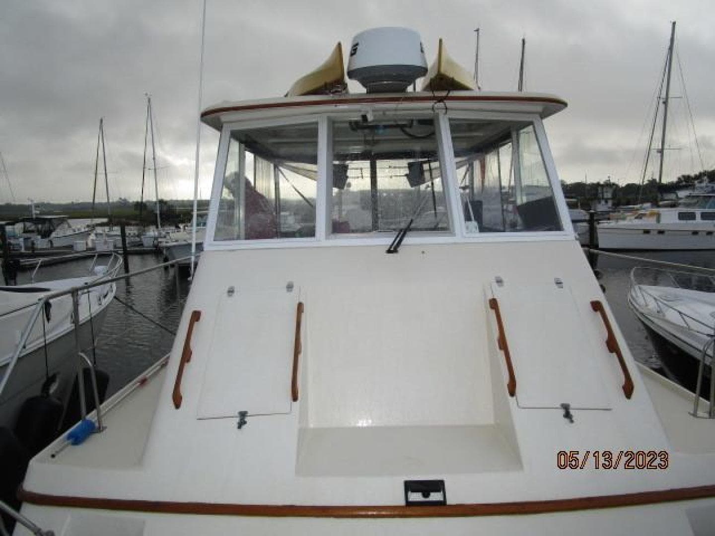 36' Kadey Krogen foredeck aft