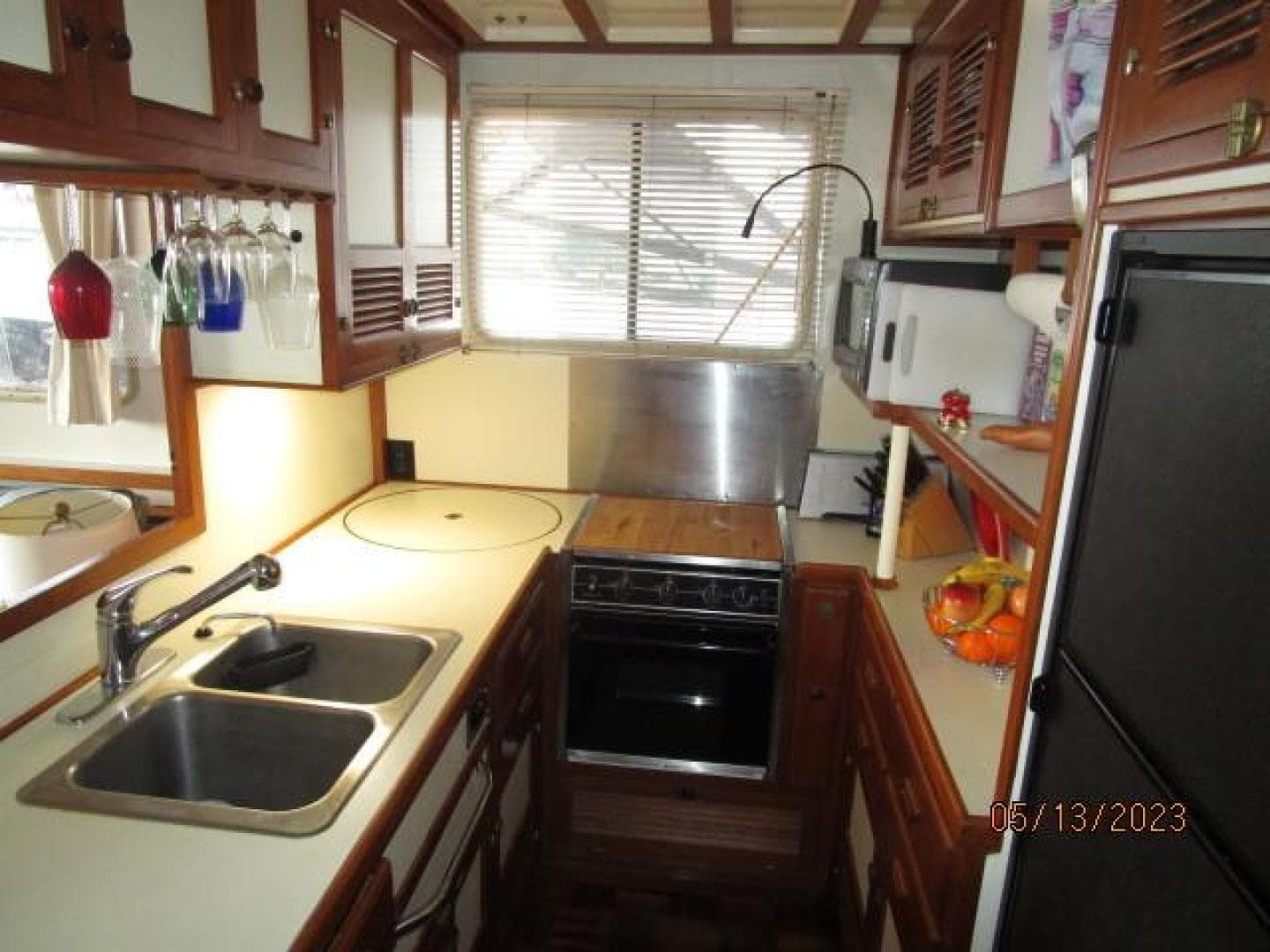 36' Kadey-Krogen galley2