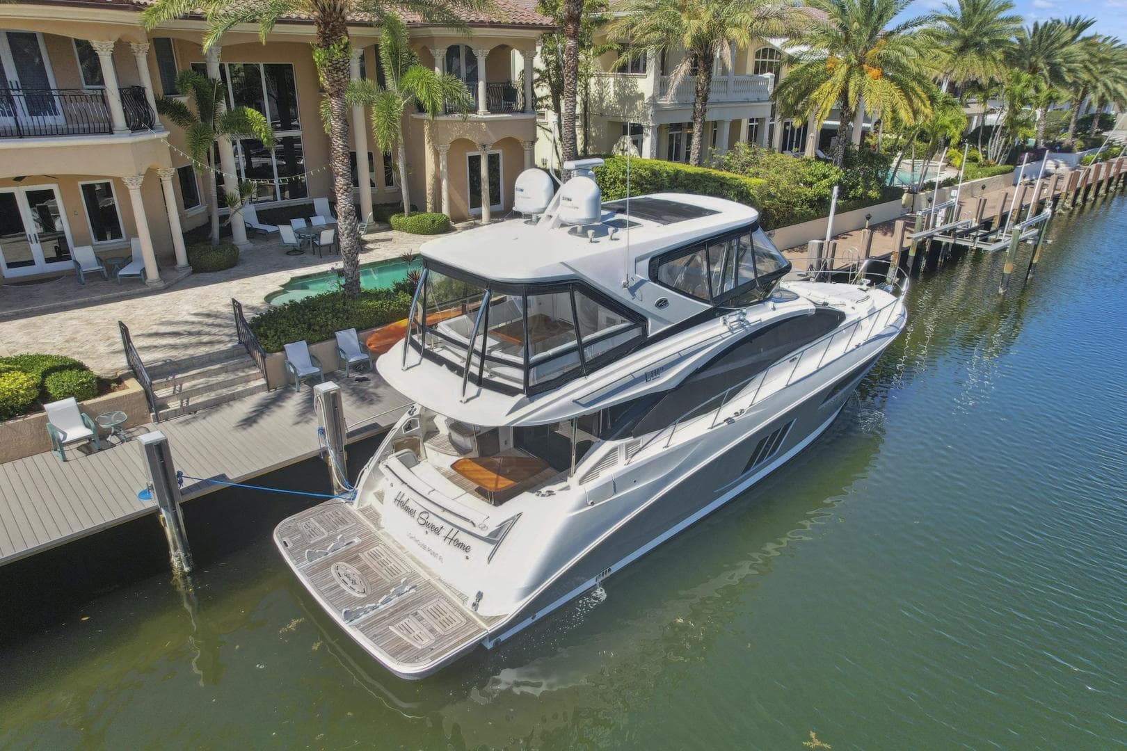 2018 Sea Ray L590 Fly