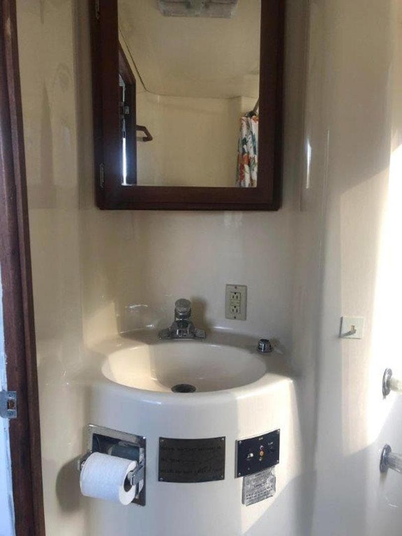 1985 Bluewater 51 Coastal Cruiser