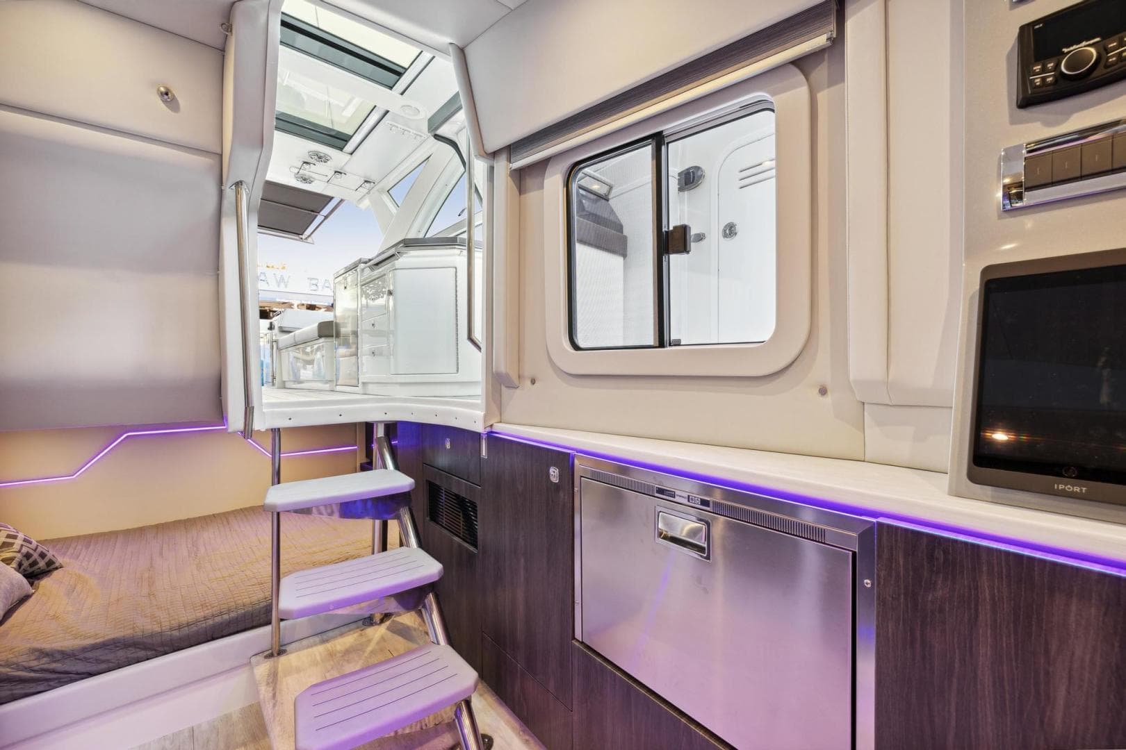 2023 Formula 430 Super Sport Crossover