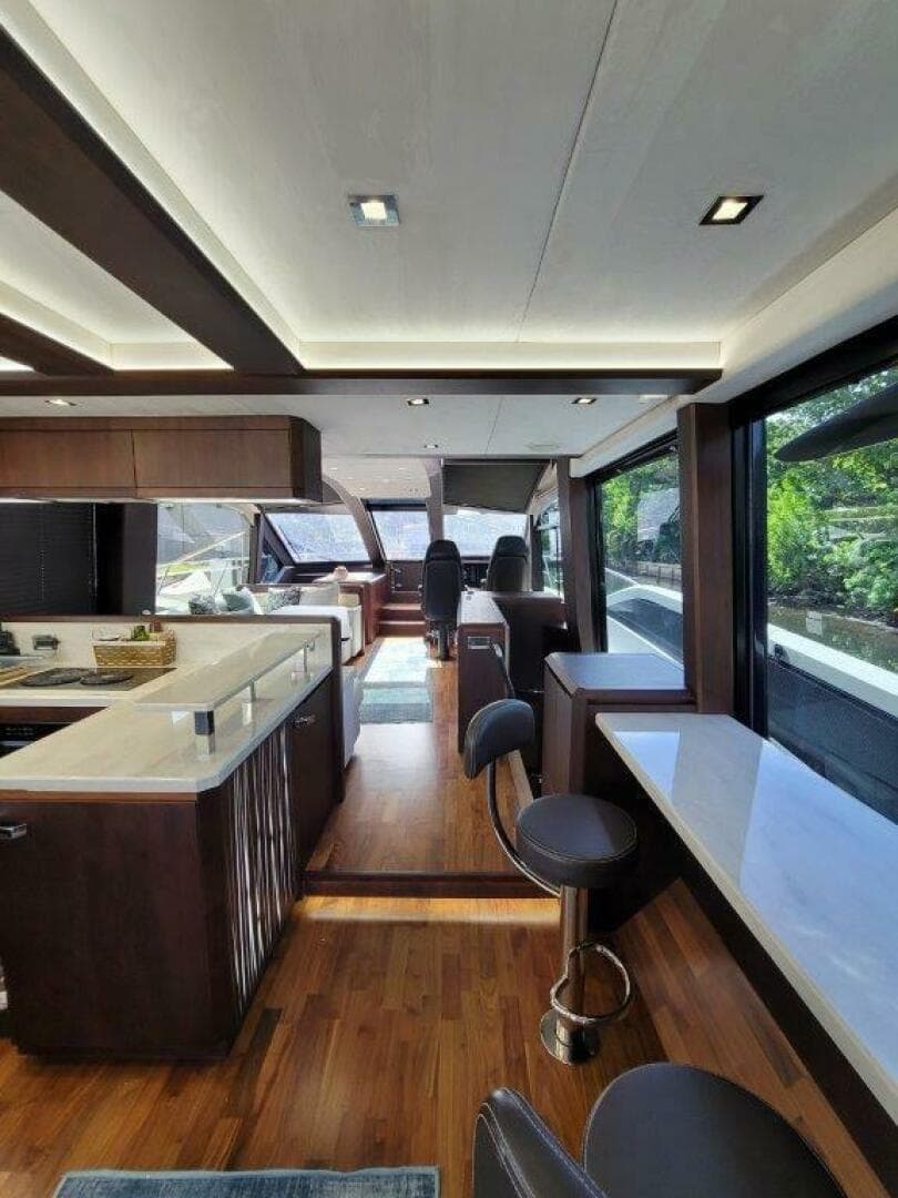 2019 Galeon 640 Fly