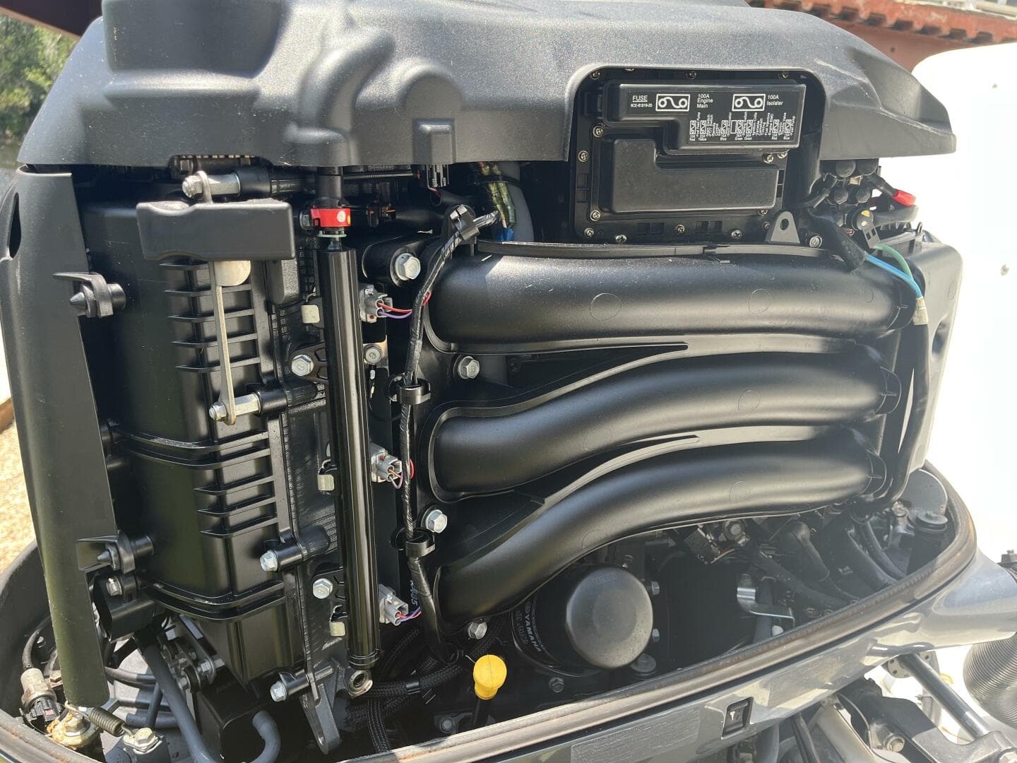 2015 Robalo R305 Walkaround