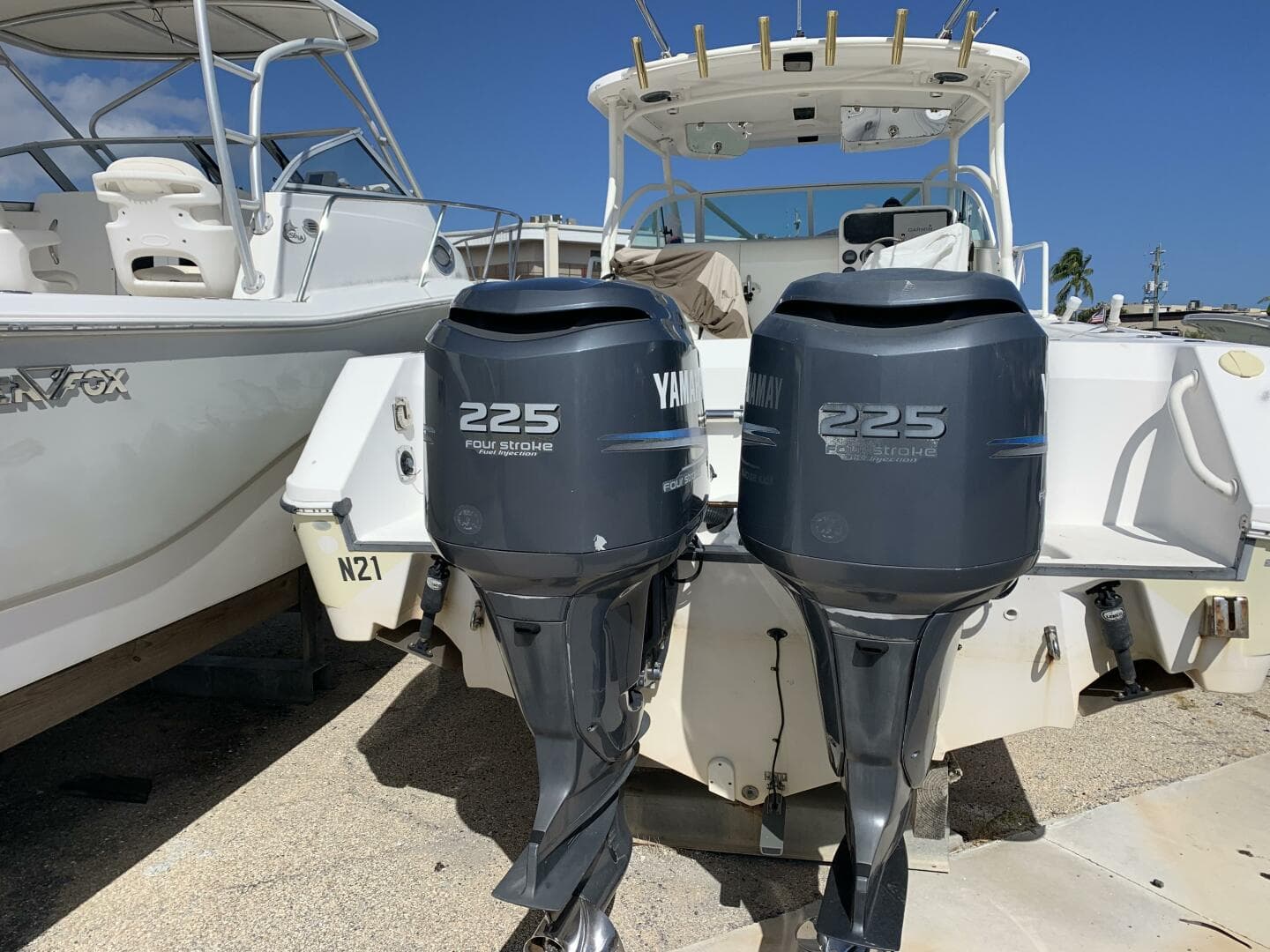 2003 Edgewater 265 Express