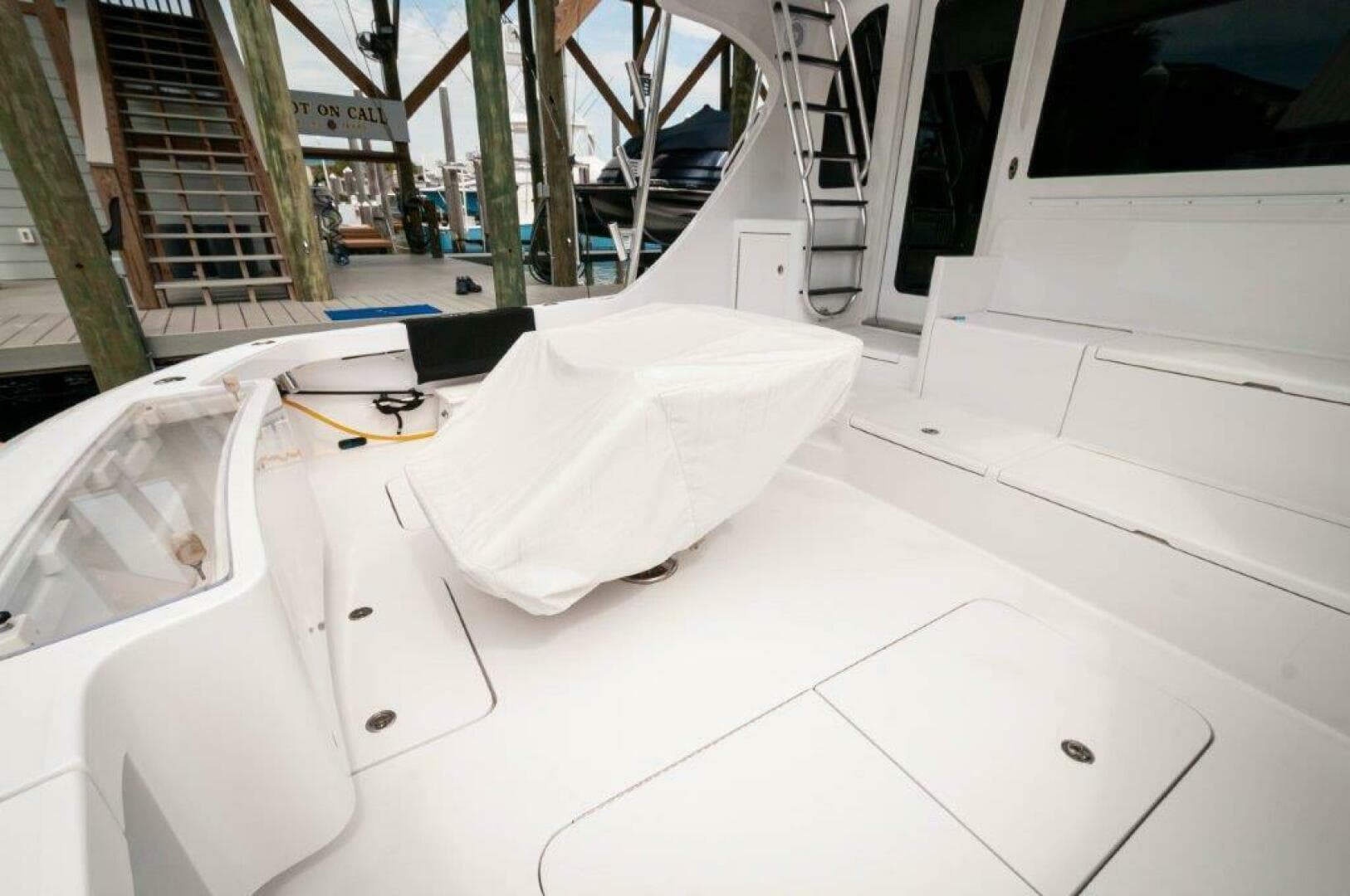 2016 Hatteras GT60  KNOT ON CALL  Cockpit 3