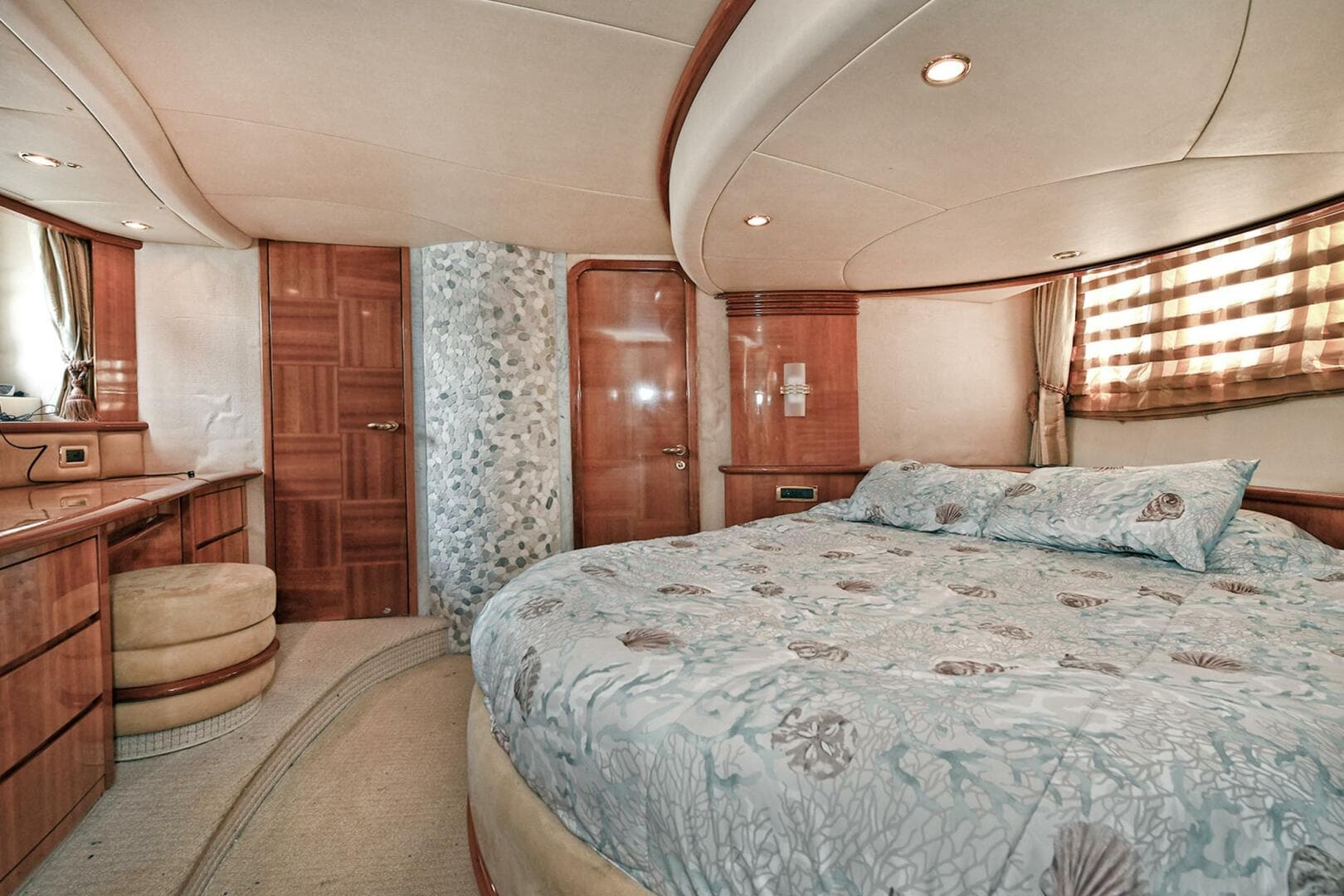 2003 Azimut 62