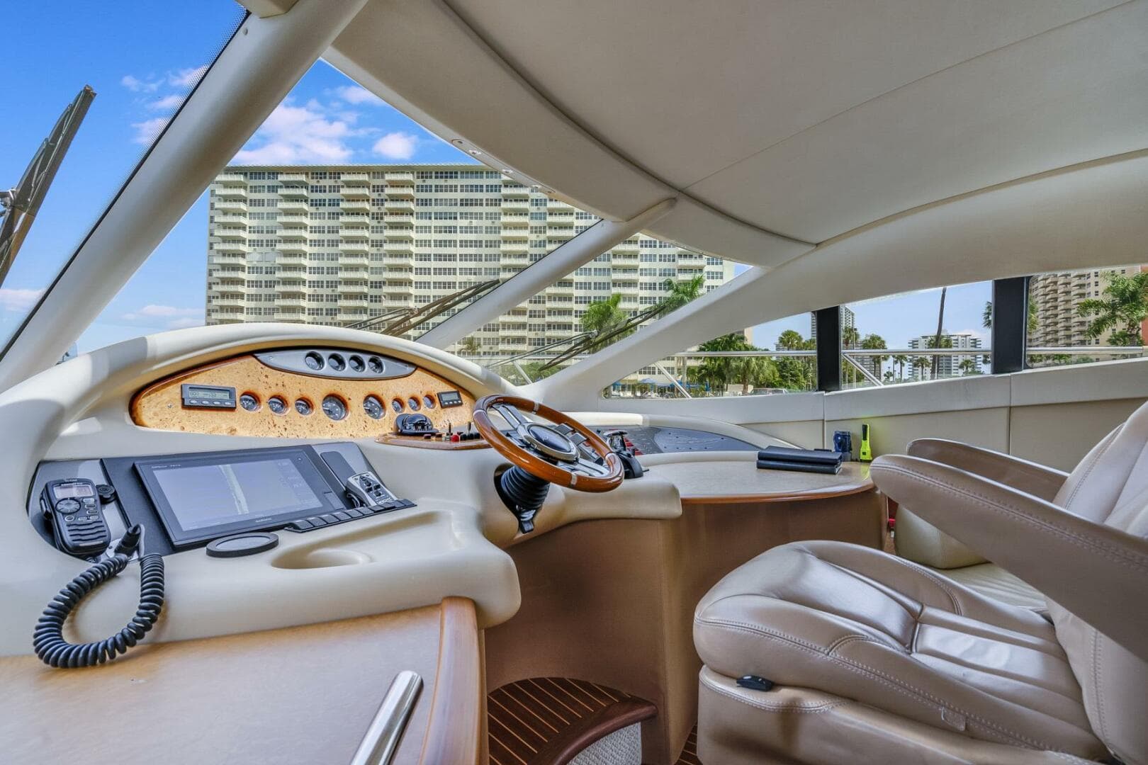 2009 Azimut 62E