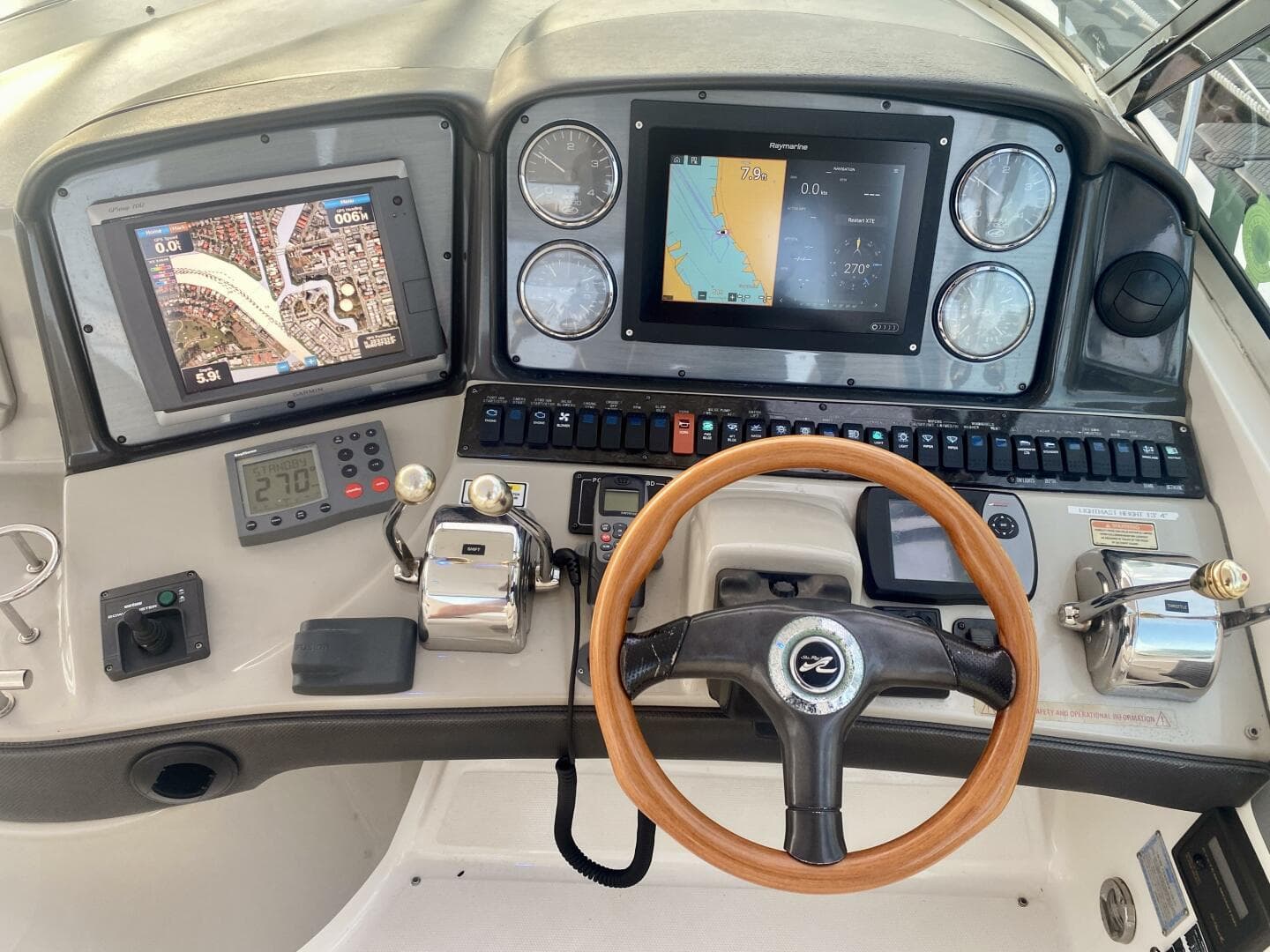 2005 Sea Ray 420 Sundancer