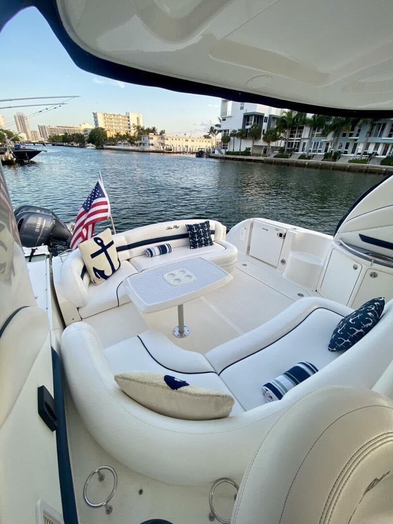 2005 Sea Ray 420 Sundancer