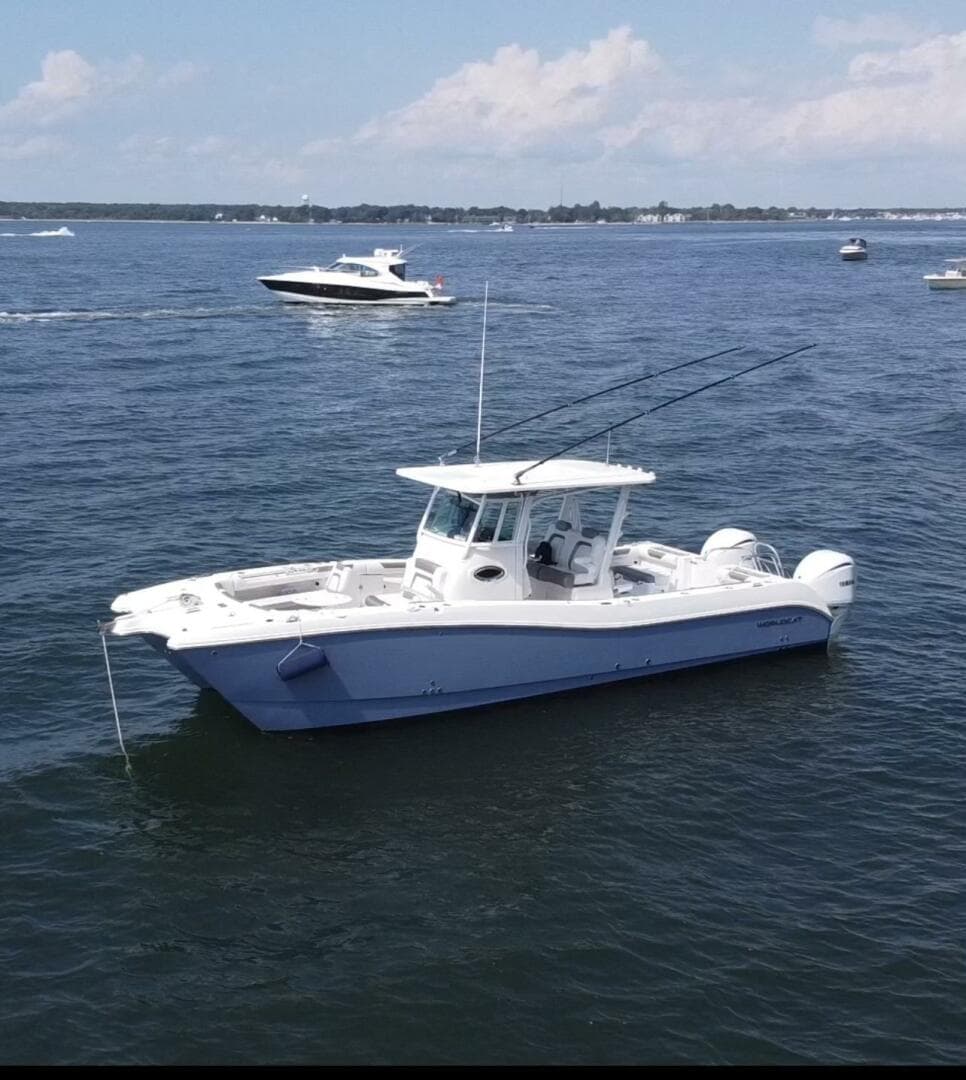 2022 World Cat 325 CC