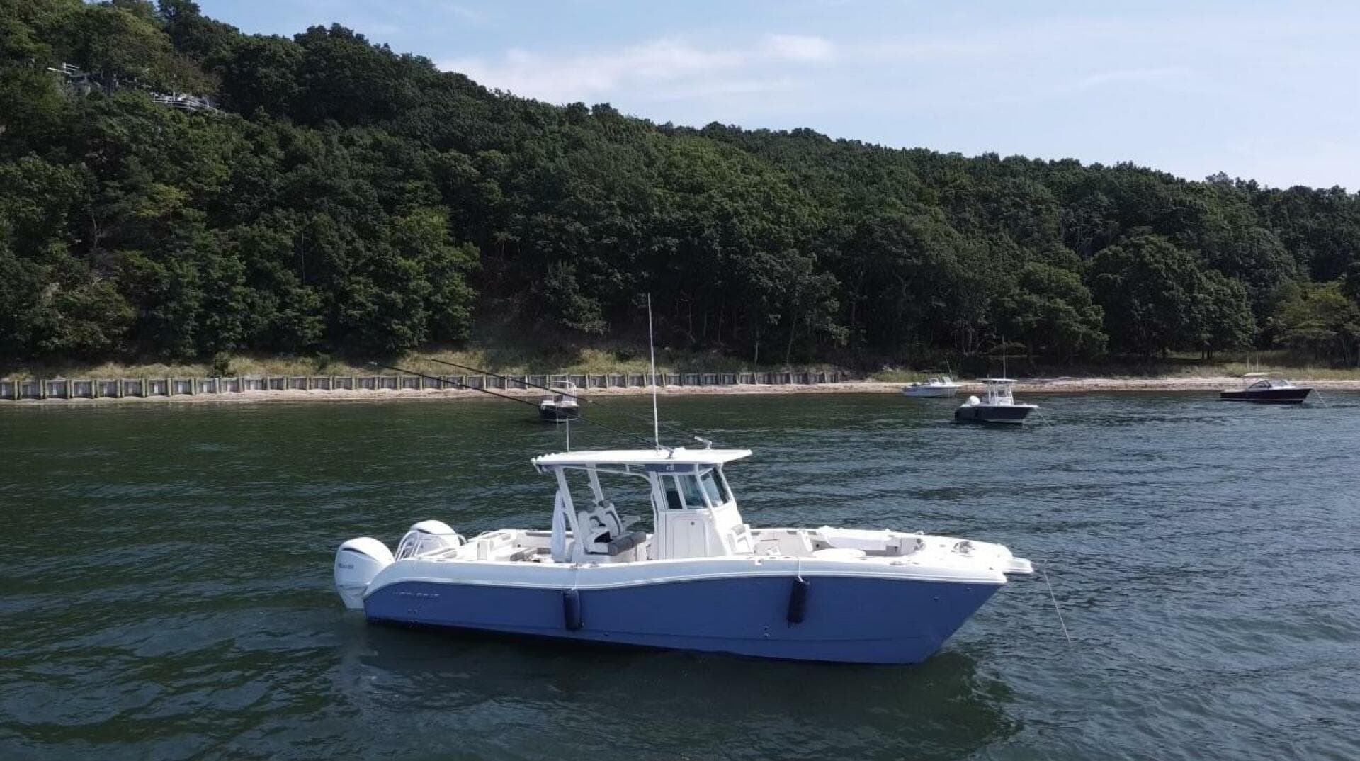 2022 World Cat 325 CC