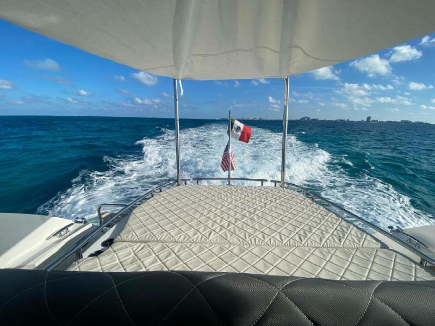 2015 Sunseeker San Remo