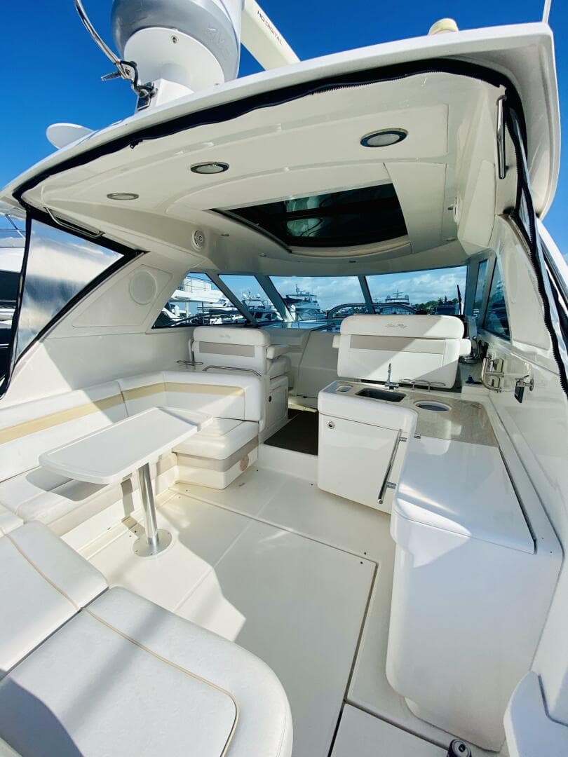 2010 Sea Ray 450 Sundancer