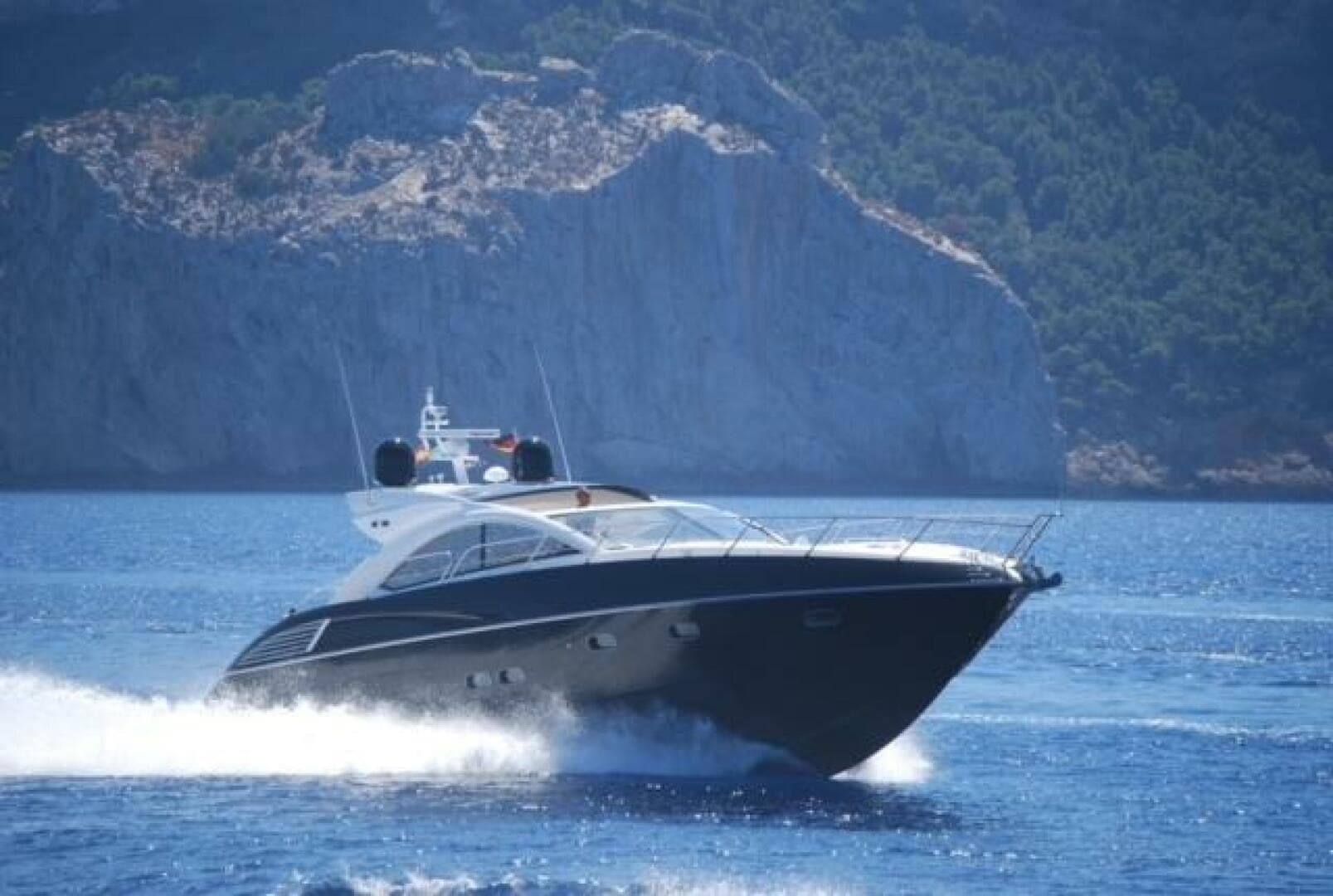 2010 Sunseeker Predator 60