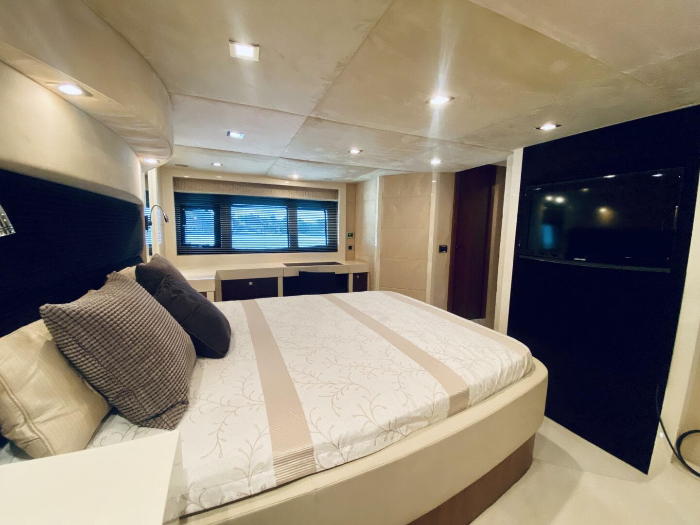 2010 Sunseeker Predator 60