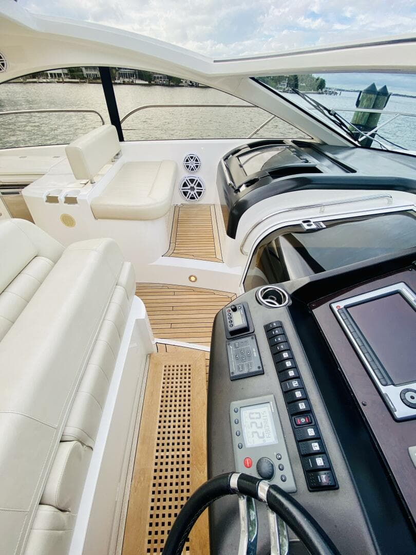 2010 Sunseeker Predator 60