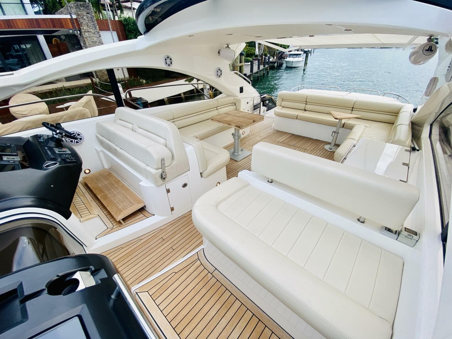 2010 Sunseeker Predator 60