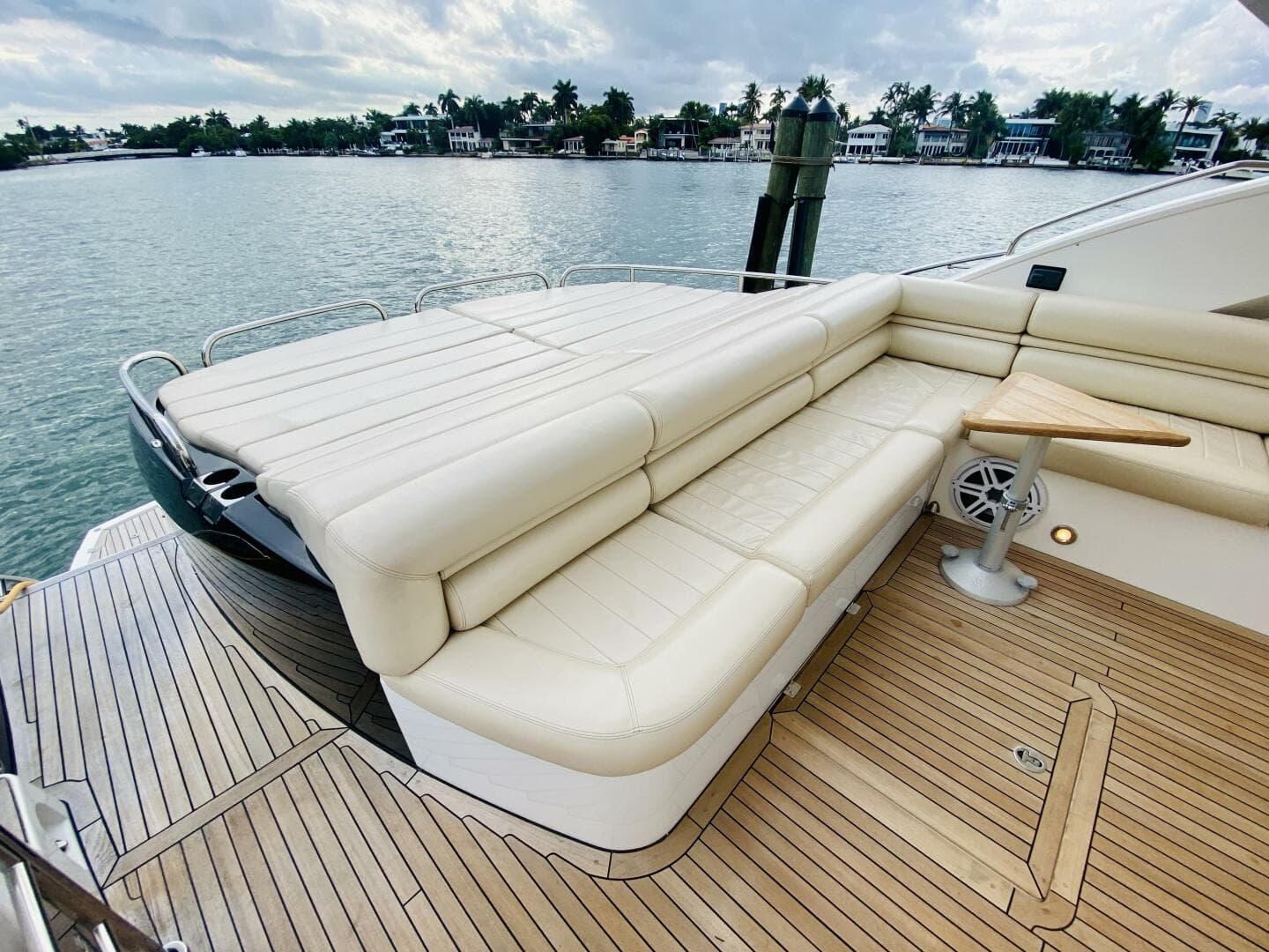 2010 Sunseeker Predator 60