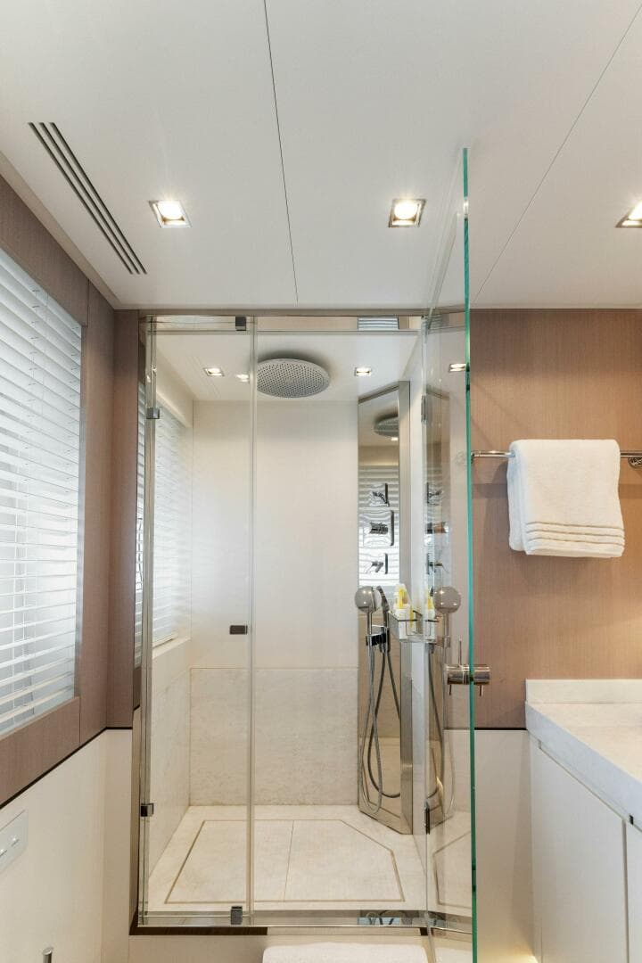 2020 Mangusta 33M Gransport