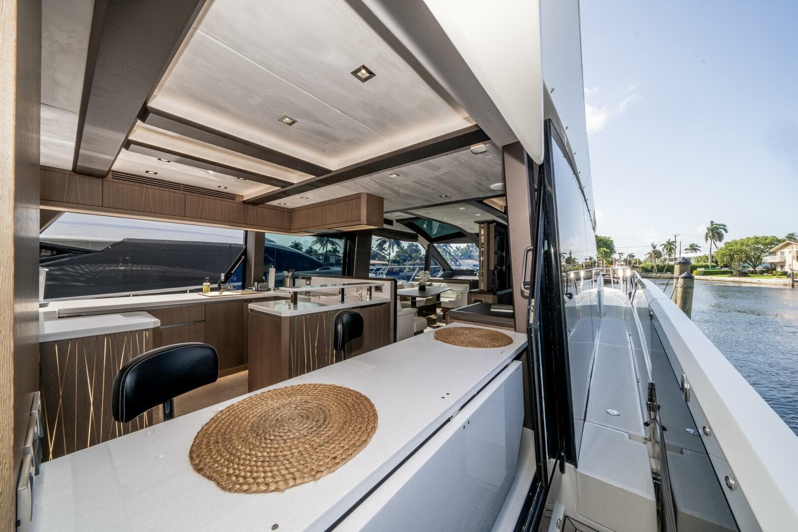 2019 Galeon 640 FLY