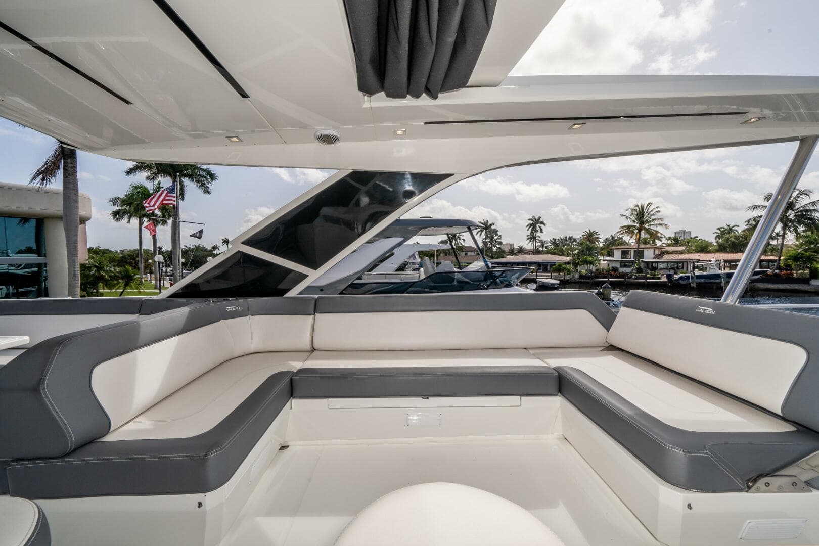 2019 Galeon 640 FLY