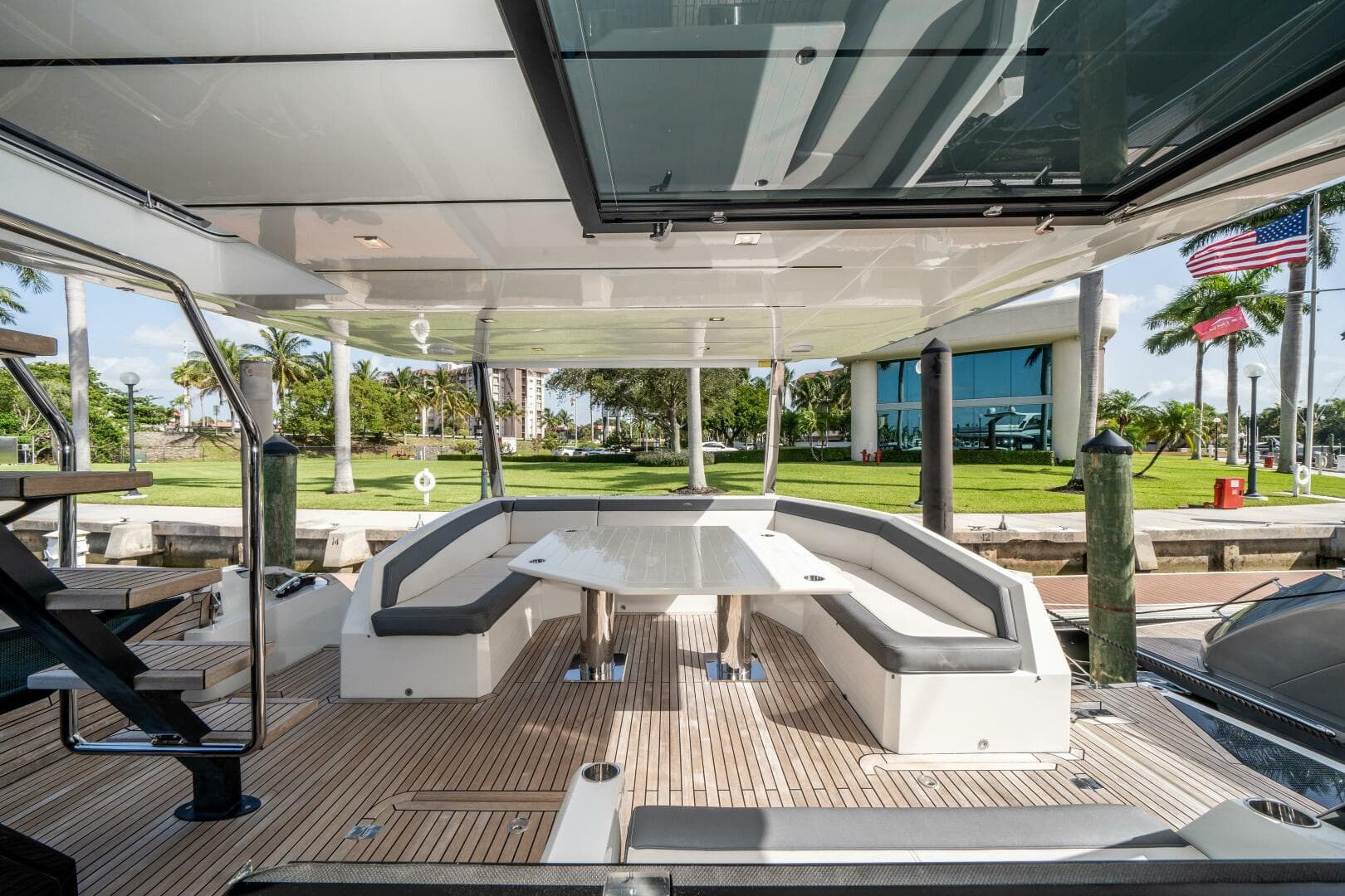 2019 Galeon 640 FLY