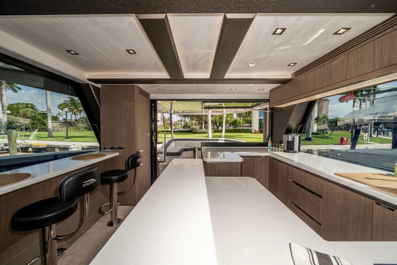 2019 Galeon 640 FLY