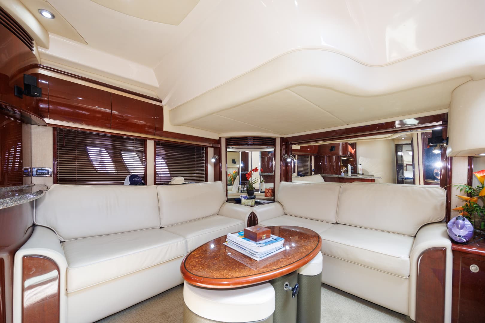 2009 Sea Ray 52 SUNDANCER