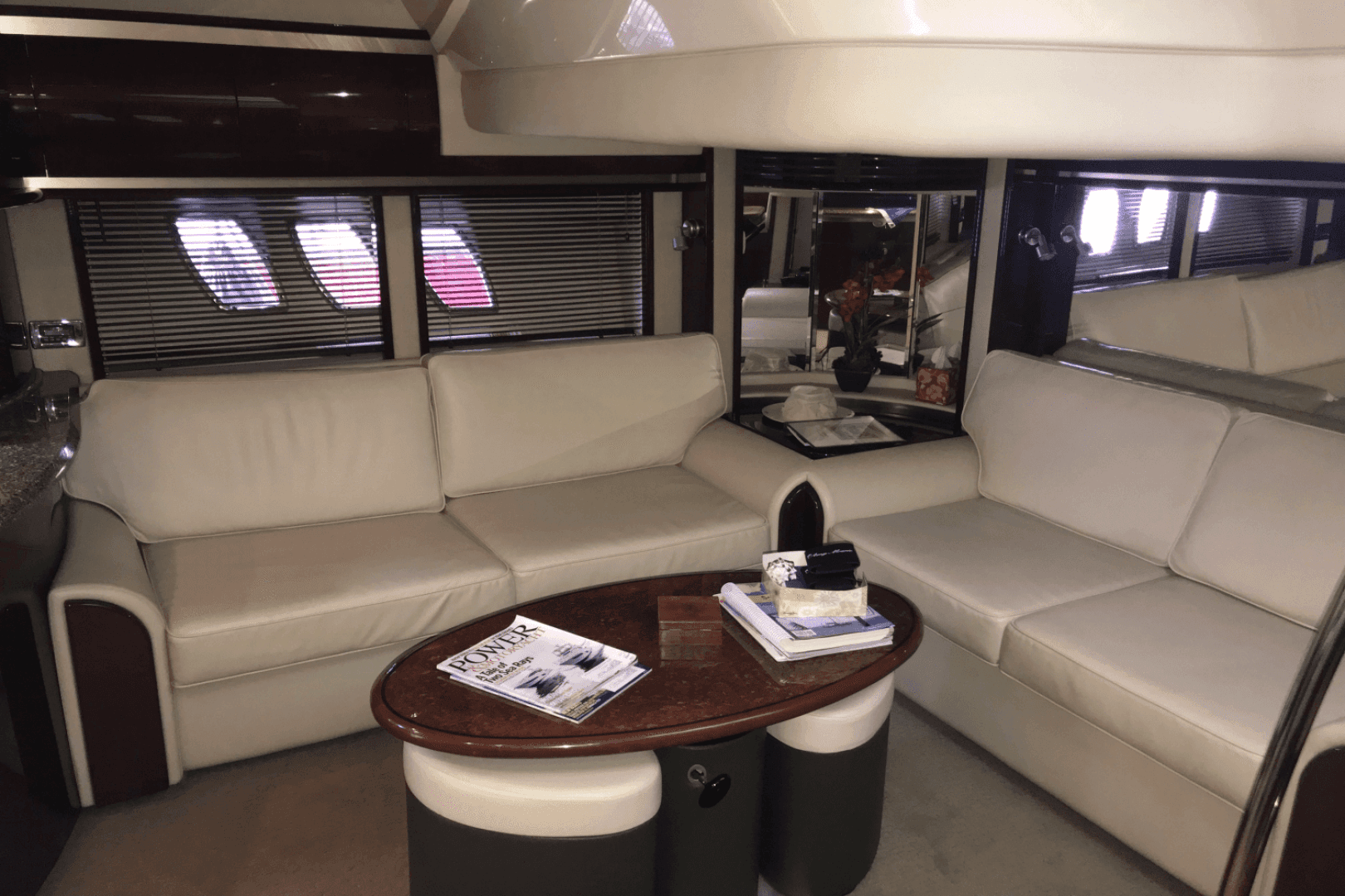 2009 Sea Ray 52 SUNDANCER