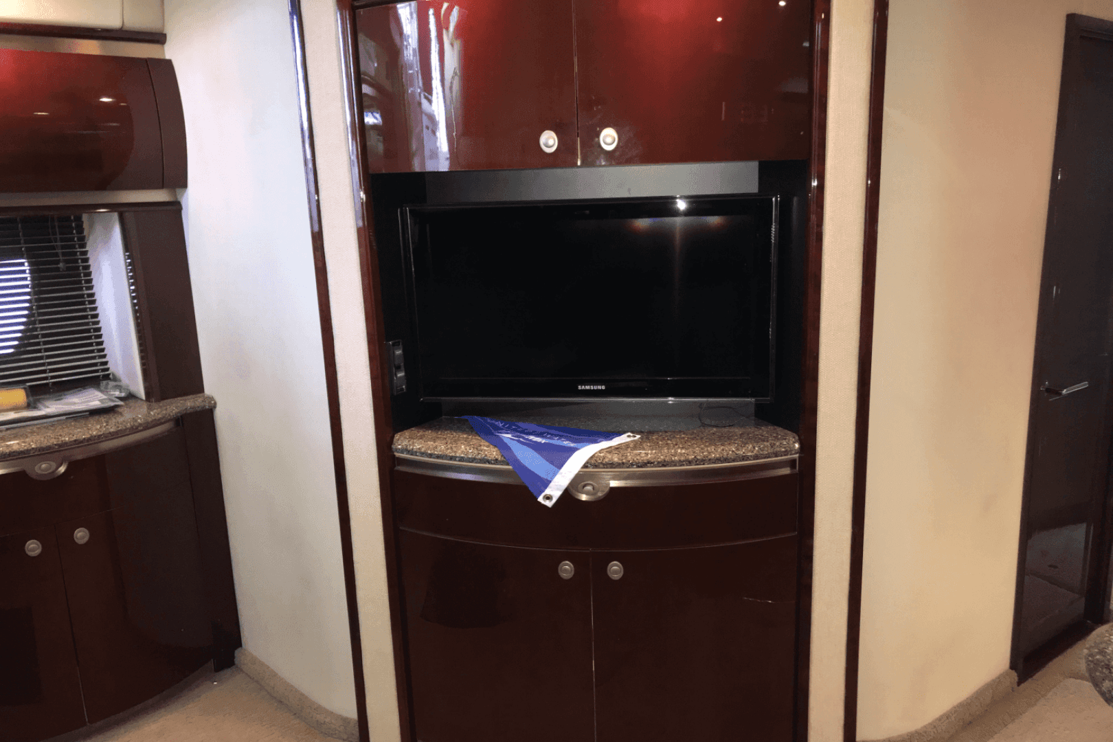 2009 Sea Ray 52 SUNDANCER