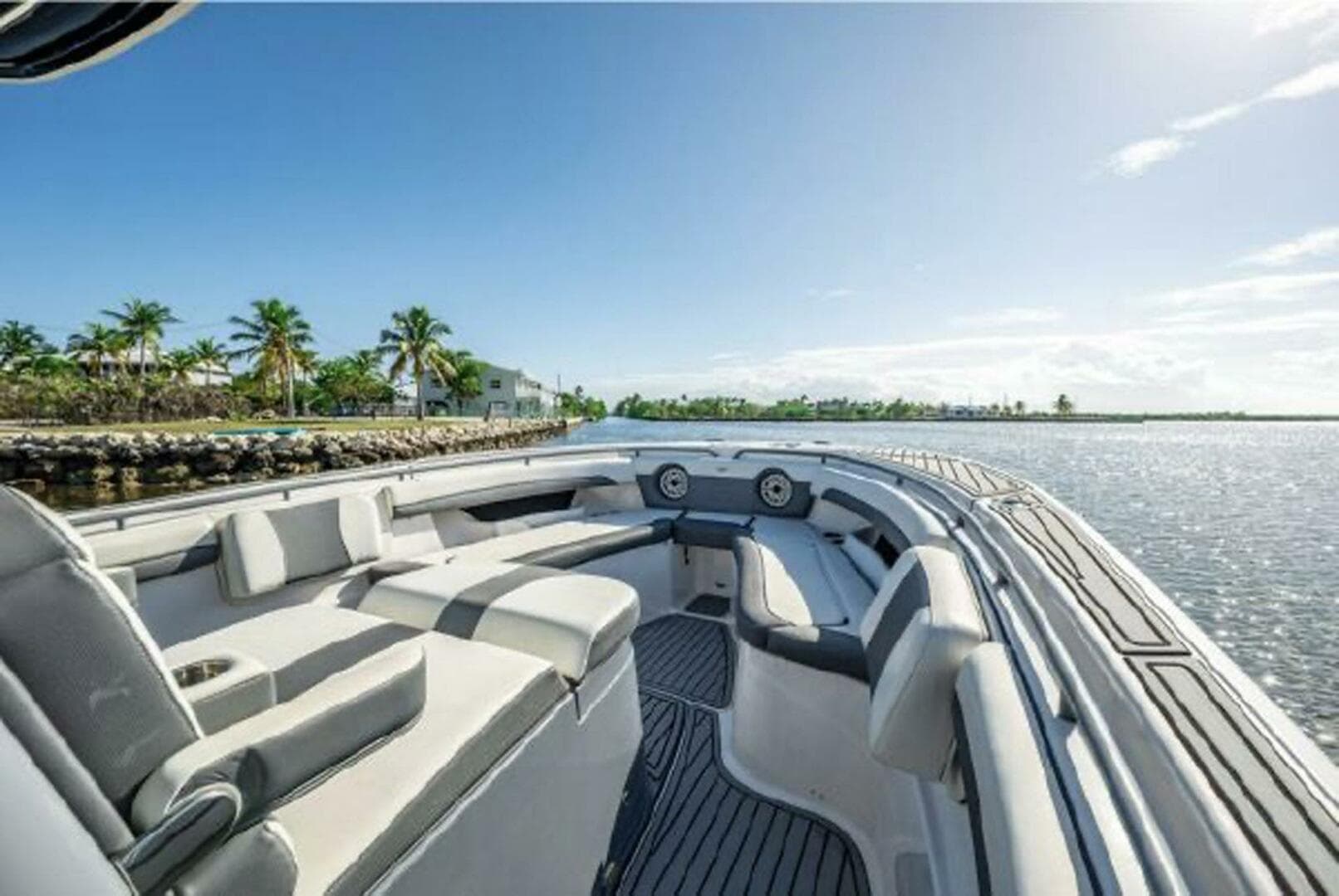 2020 Tidewater 320 CC Adventure