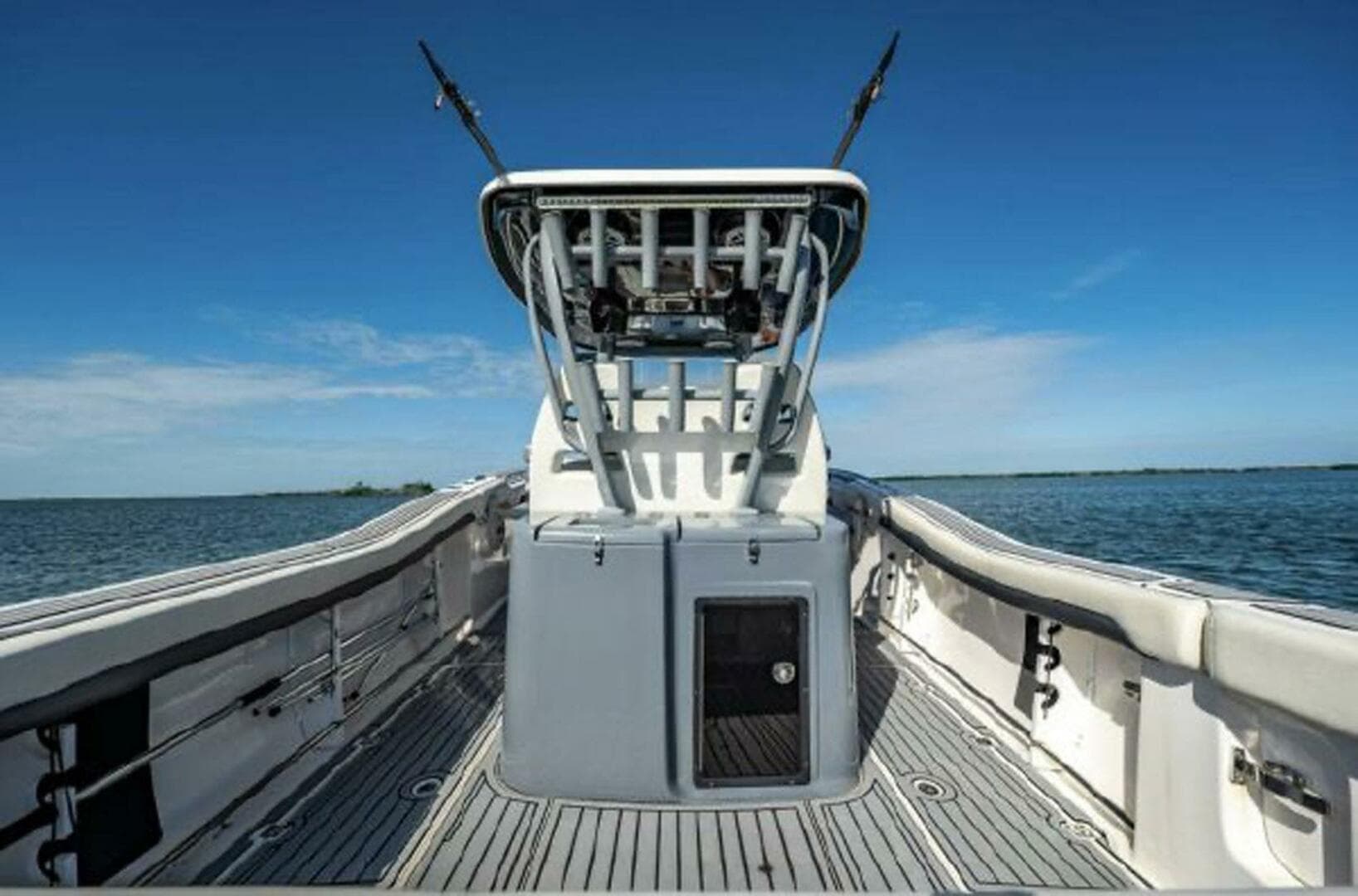 2020 Tidewater 320 CC Adventure