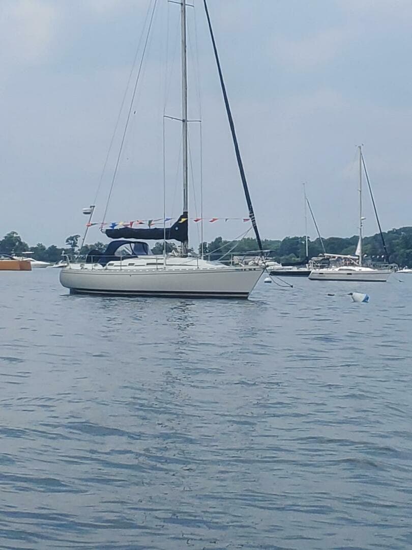 1985 Beneteau First 375