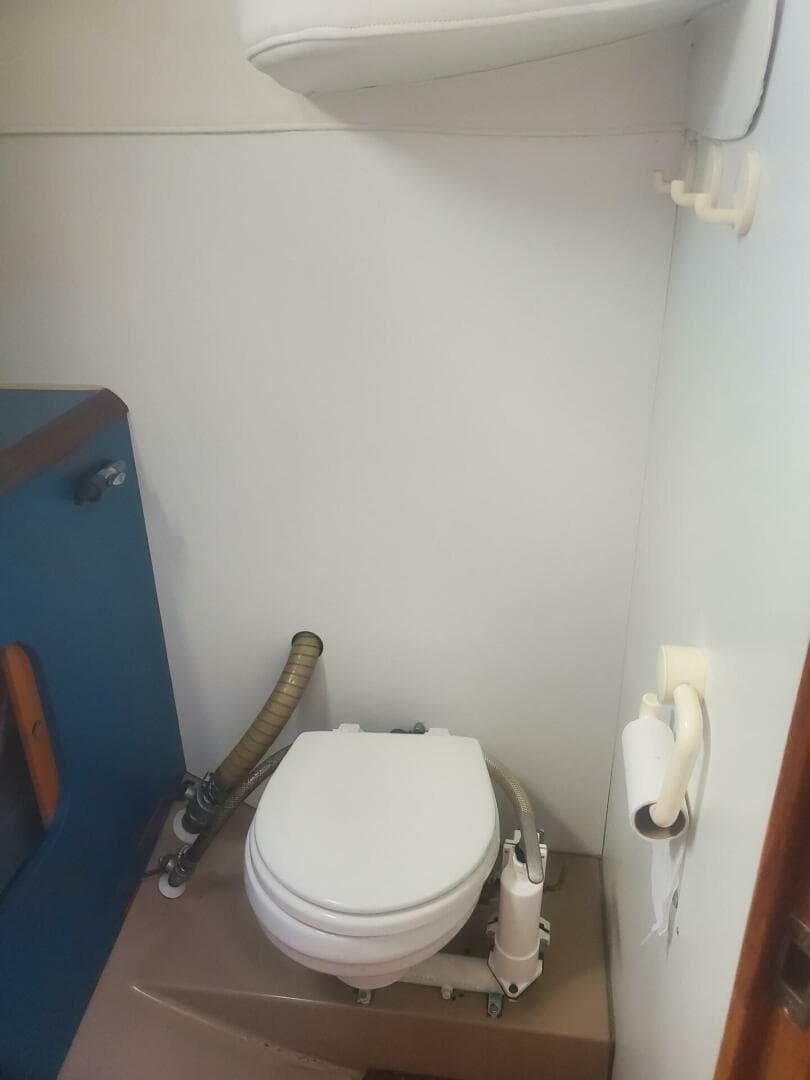 1985 Beneteau First 375