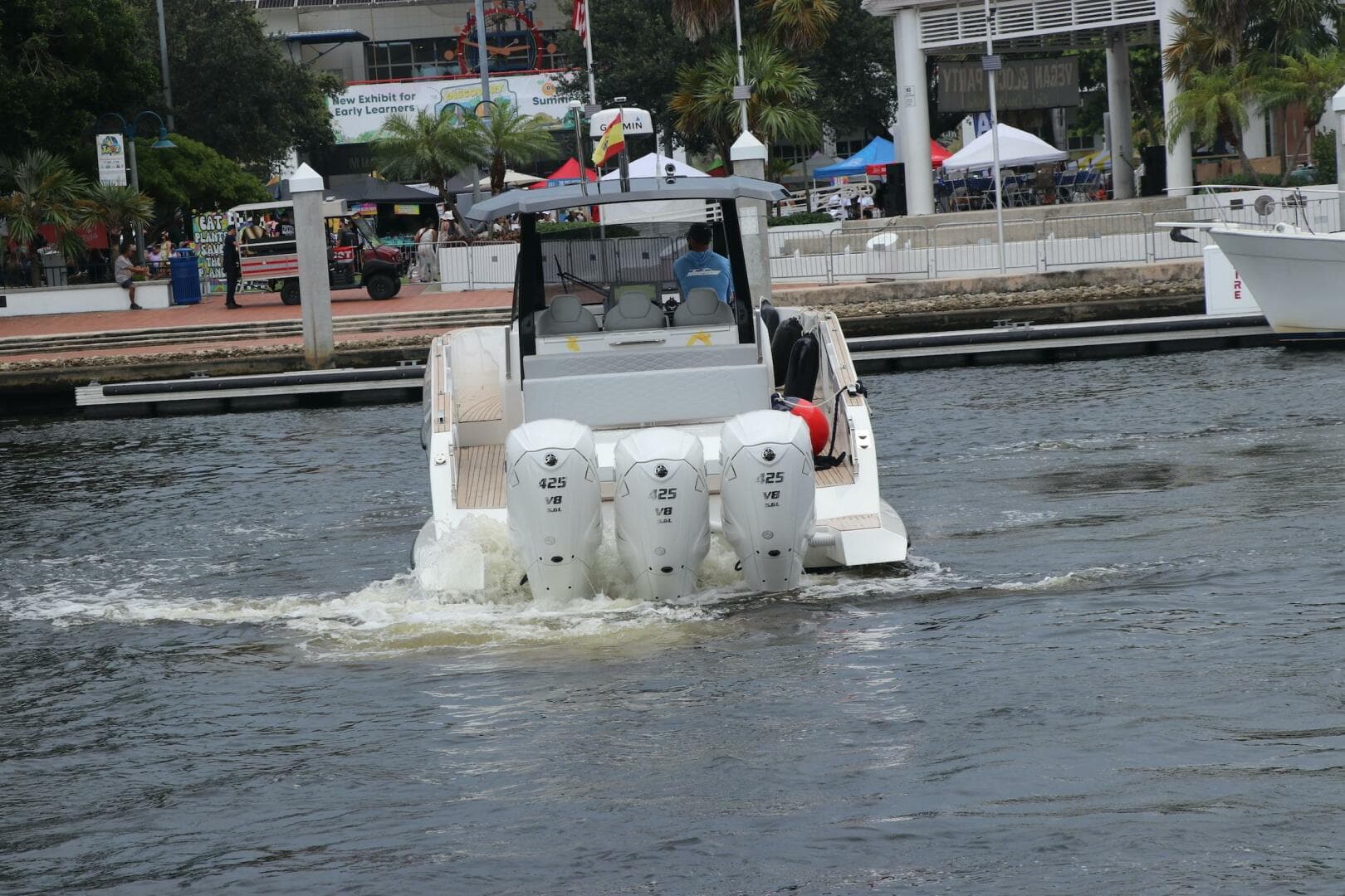 2024 Astondoa 377 Coupe Outboard