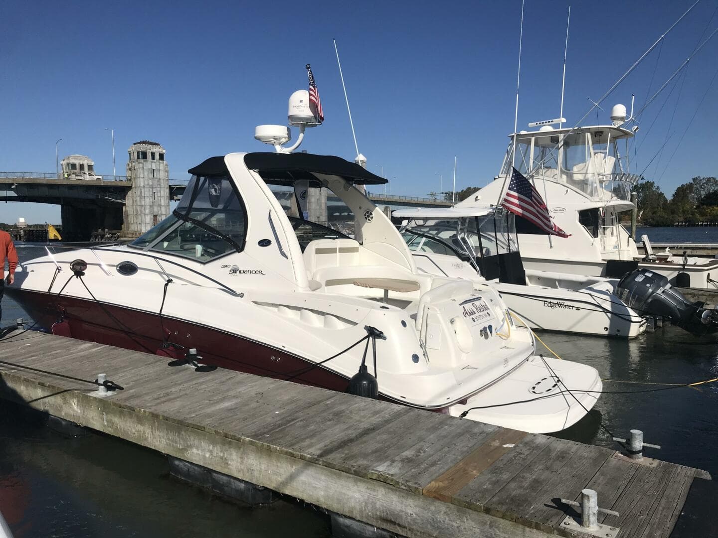 2007 Sea Ray 320 Sundancer