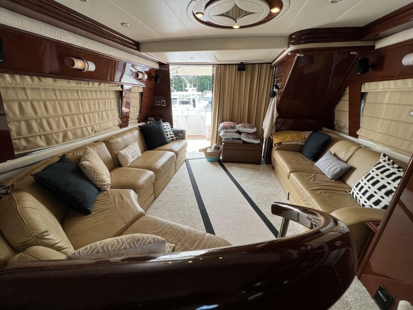 2008 Marquis 59 Fly Bridge - Markham Edition