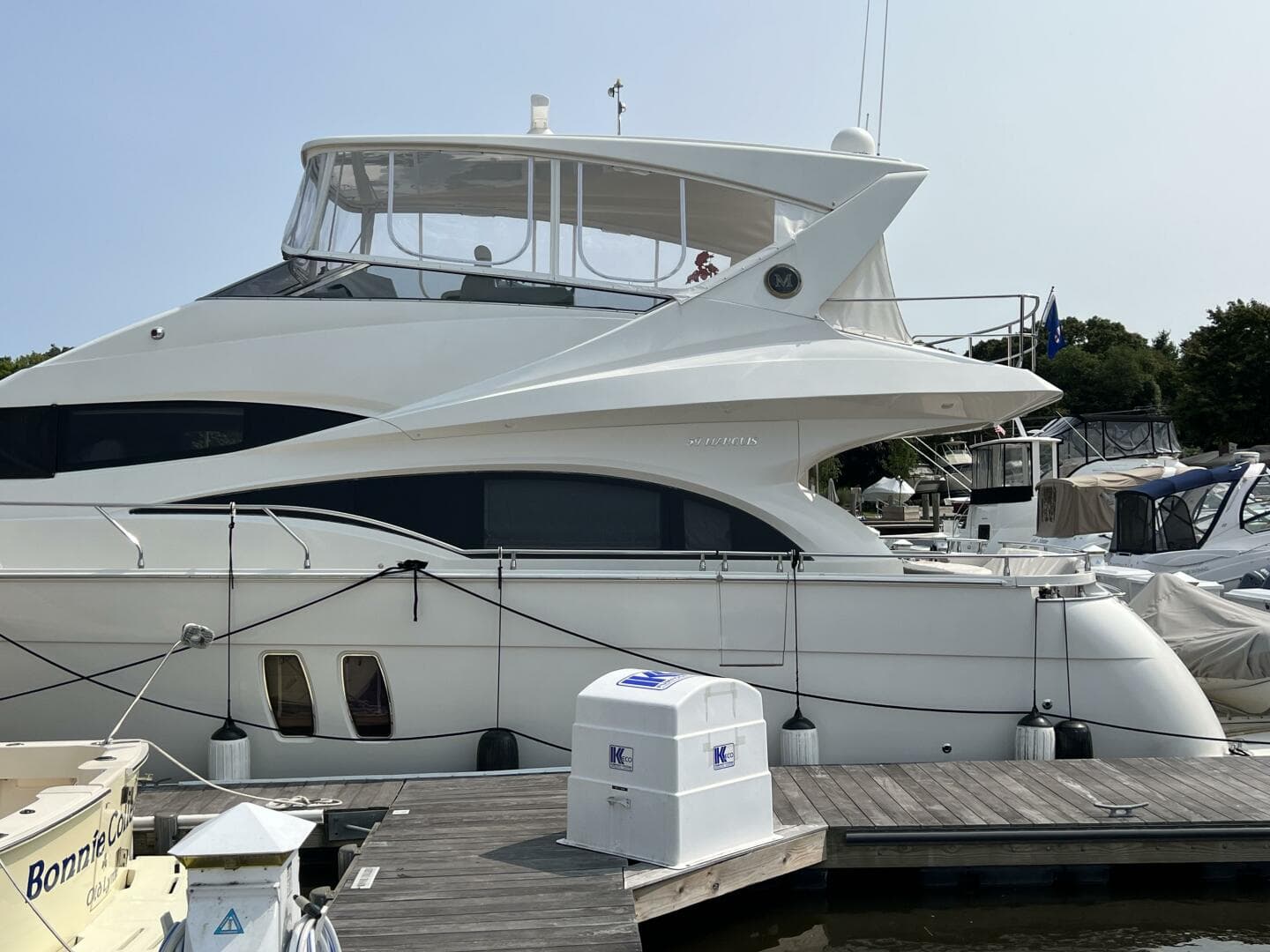 2008 Marquis 59 Fly Bridge - Markham Edition