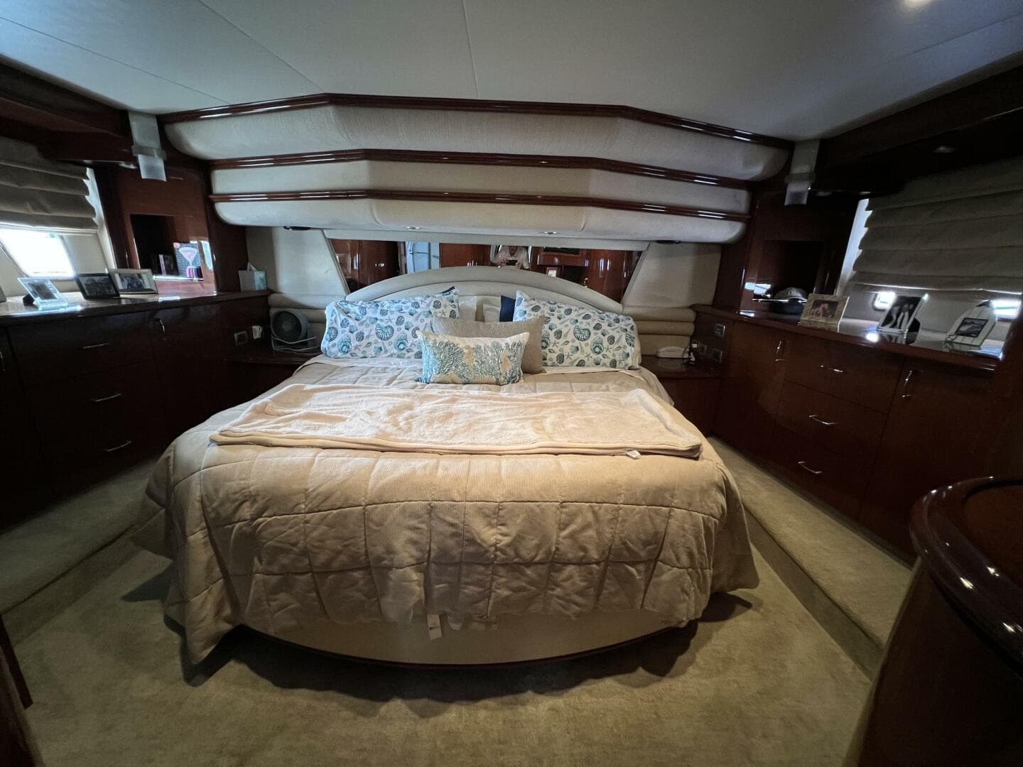 2008 Marquis 59 Fly Bridge - Markham Edition