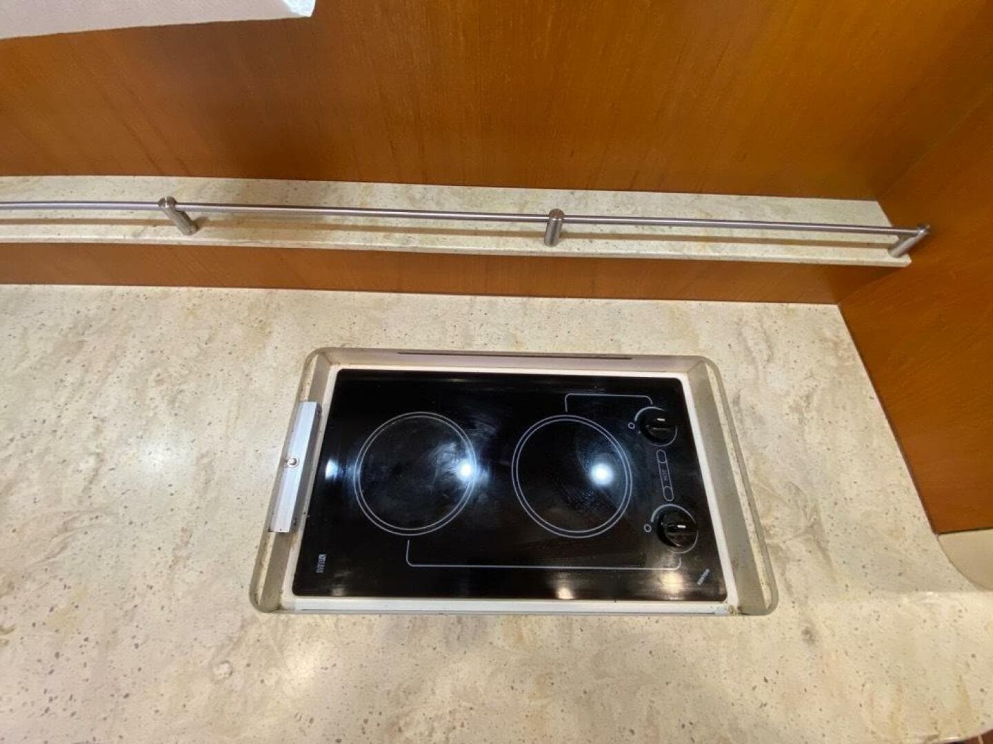 2009 Tiara Yachts 4300 Sovran