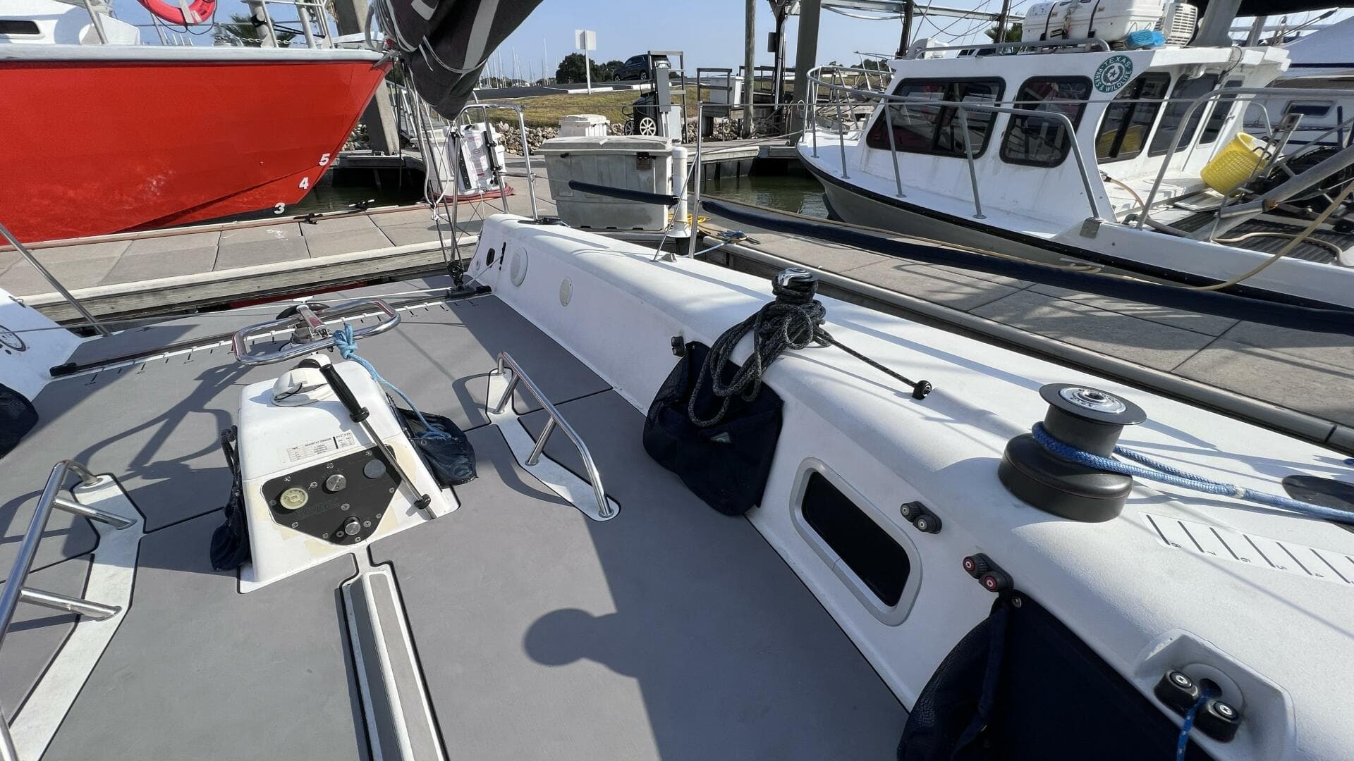 Port / Main & Secondary Winches 