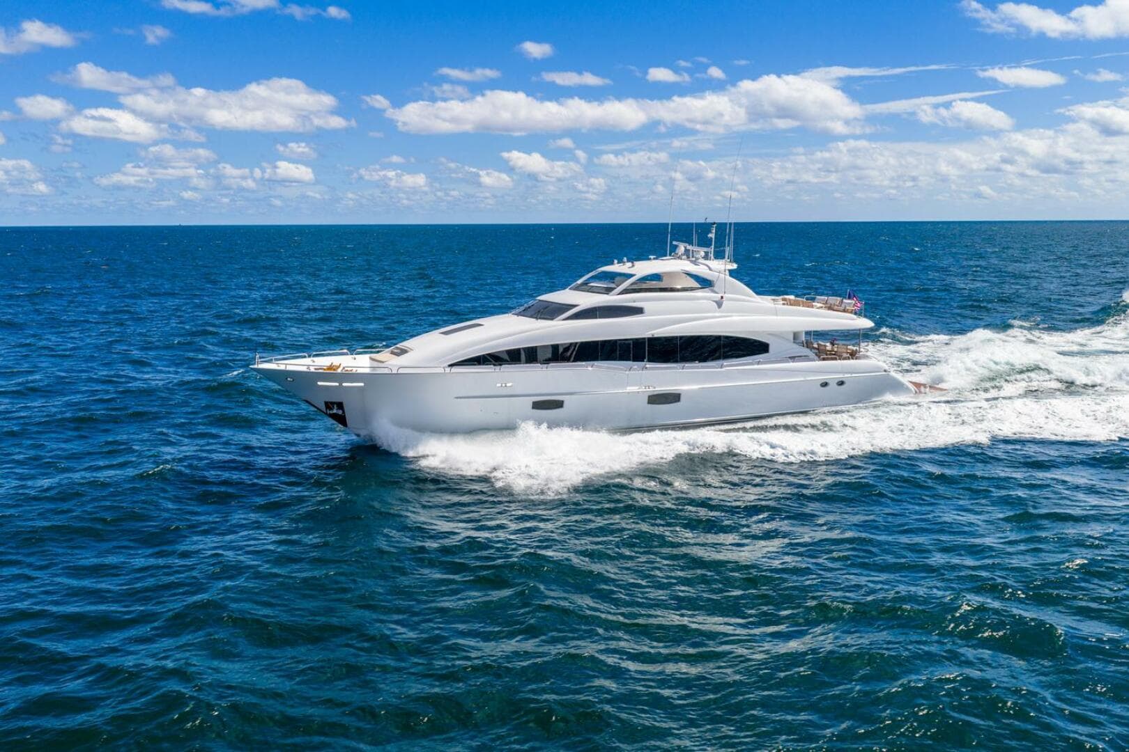2008 Lazzara Yachts 116