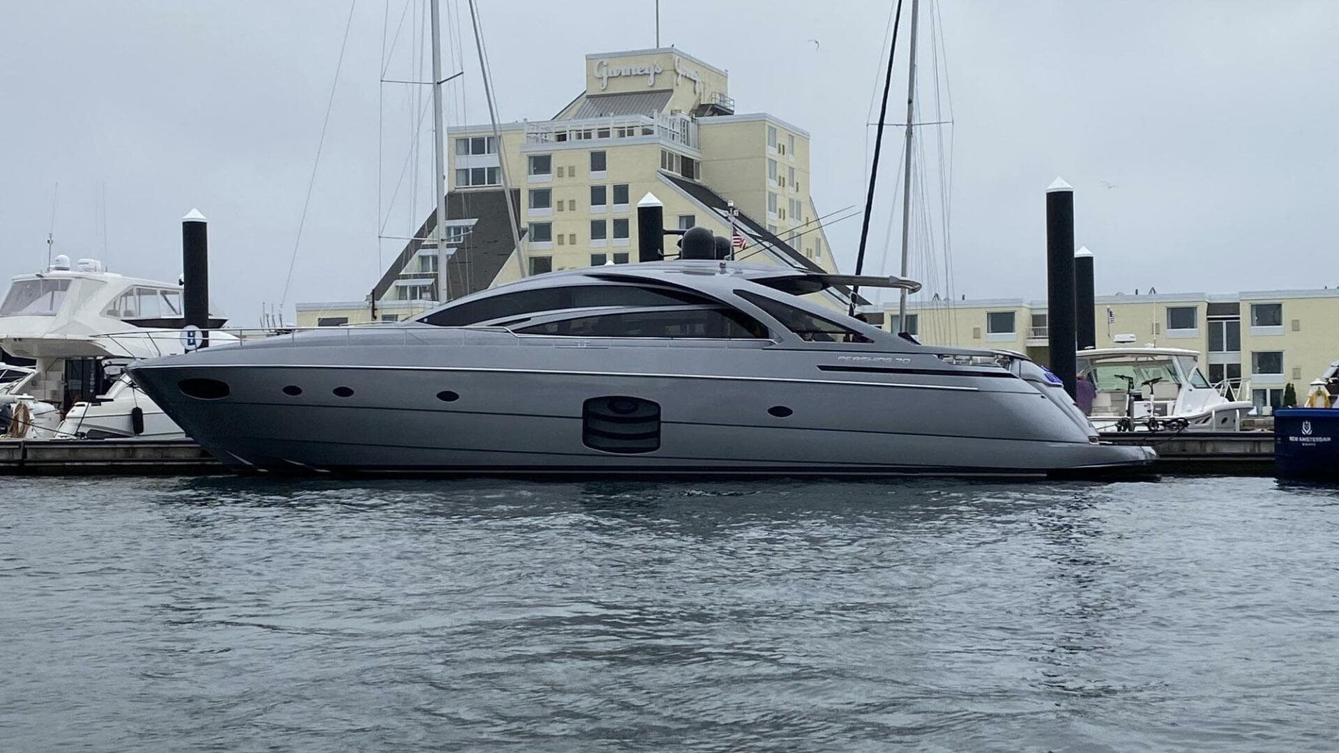 2016 Pershing 70