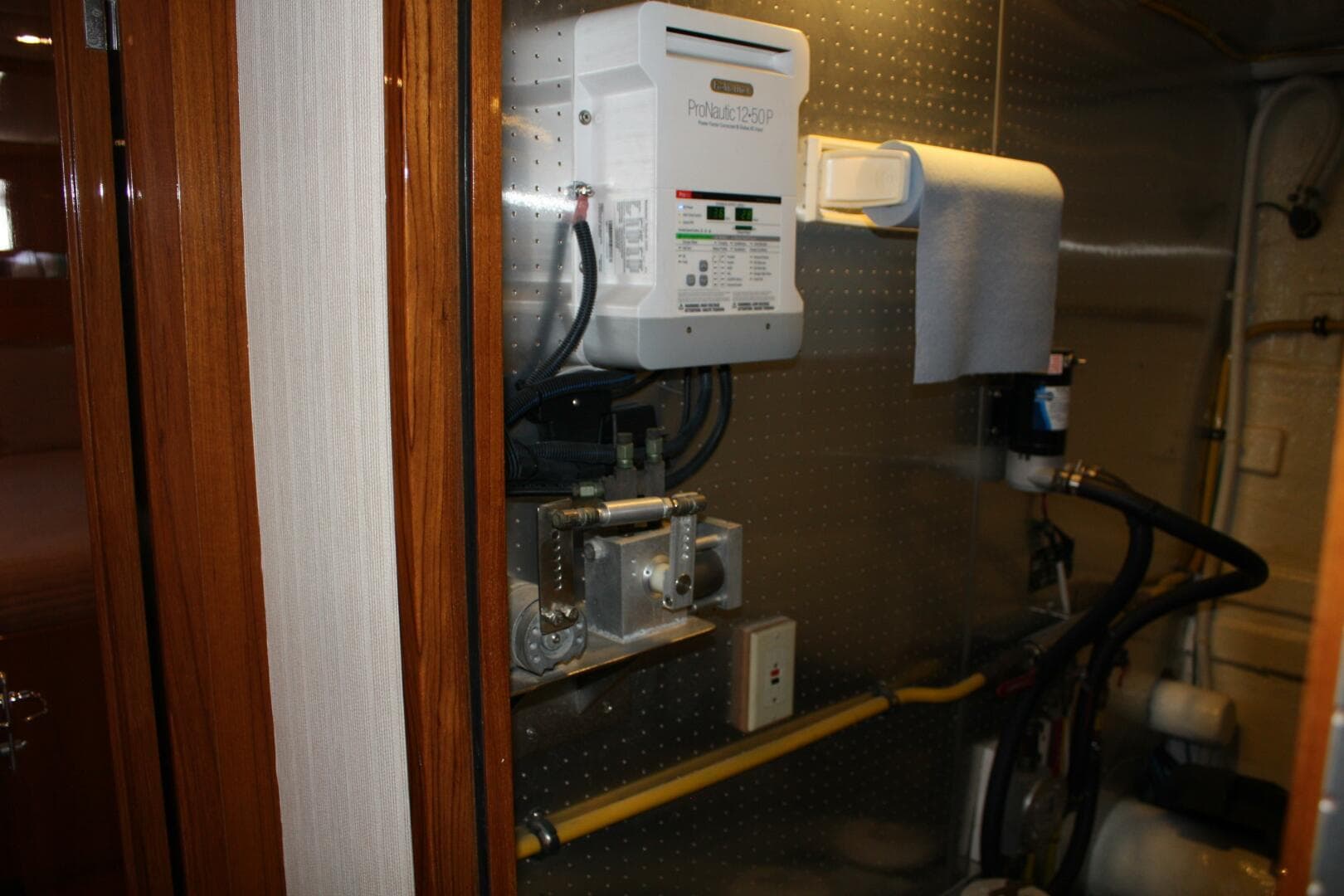 2000 Jefferson 56 Rivanna