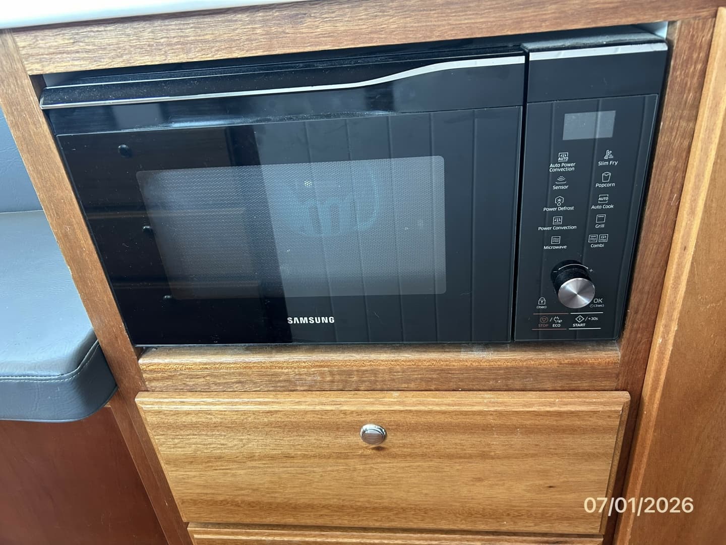 35' Great Harbour galley microwave oven