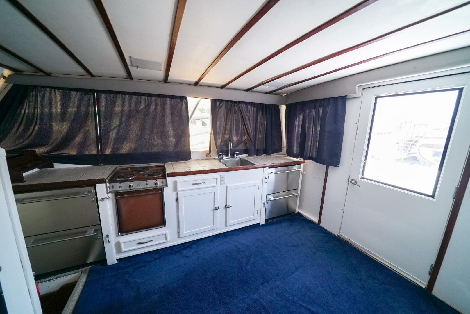 1979 Trojan 45 Convertible Hook'em